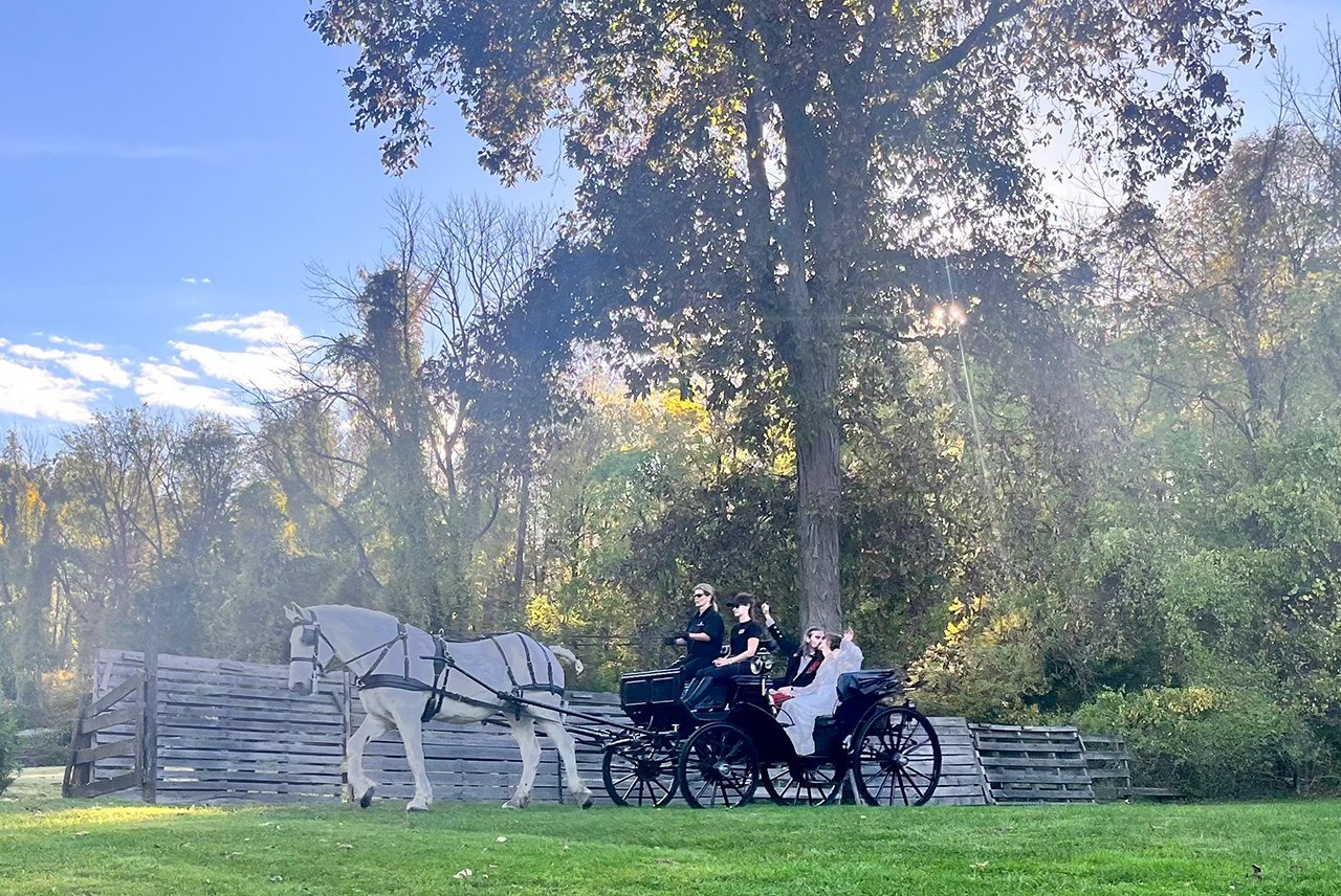 Guest Transport &amp; Parking Solutions When Hosting at The Riverview Barn