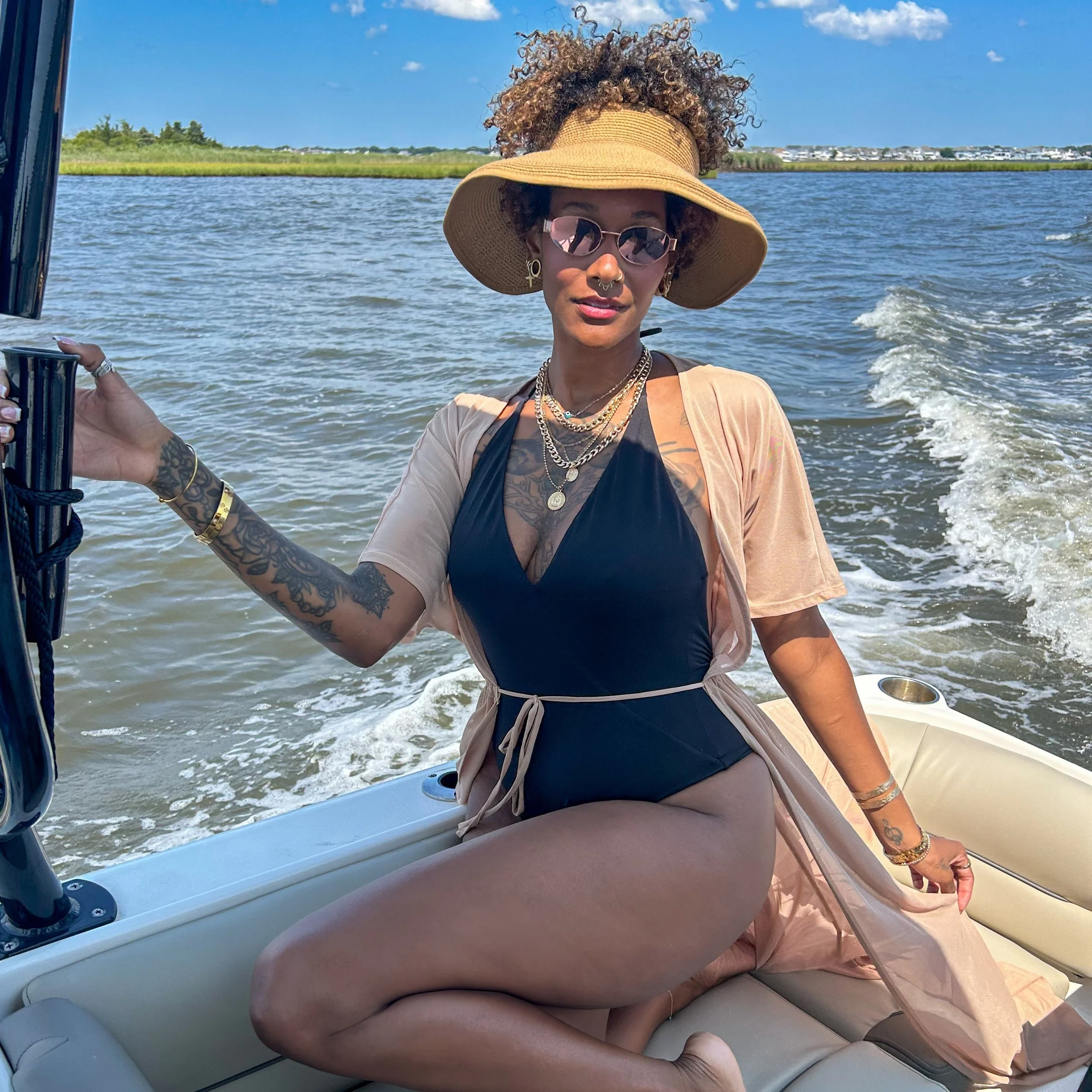 Just dreaming of being on a boat last year 💭

&mdash;&mdash;&mdash;&mdash;&mdash;&mdash;&mdash;&mdash;&mdash;

Follow @aryelleartistry for beauty content #makeupartist #njmua #newjerseymua #mua #makeupartistry