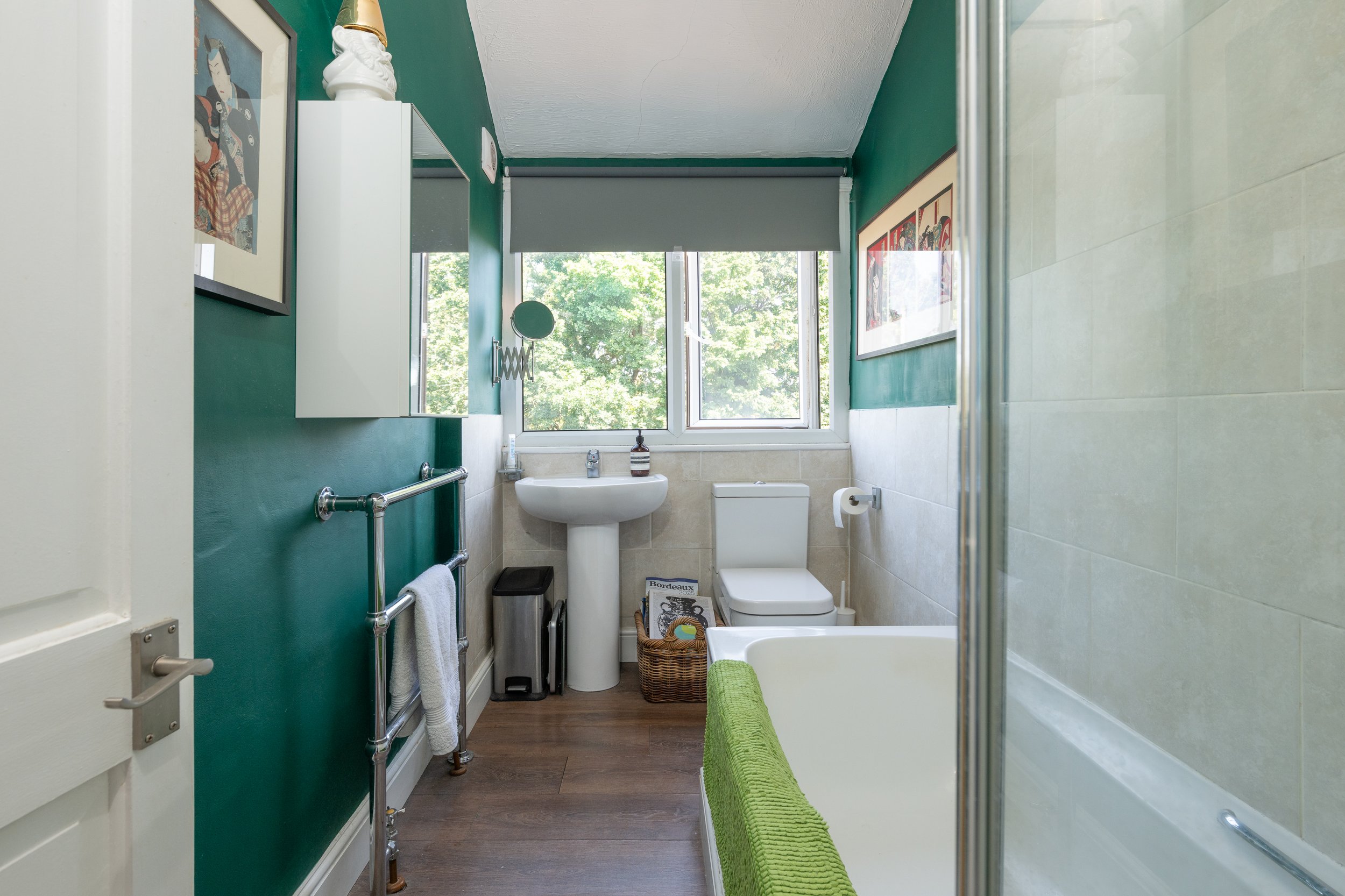 Ferrestone Road, N8 HR-4.jpg