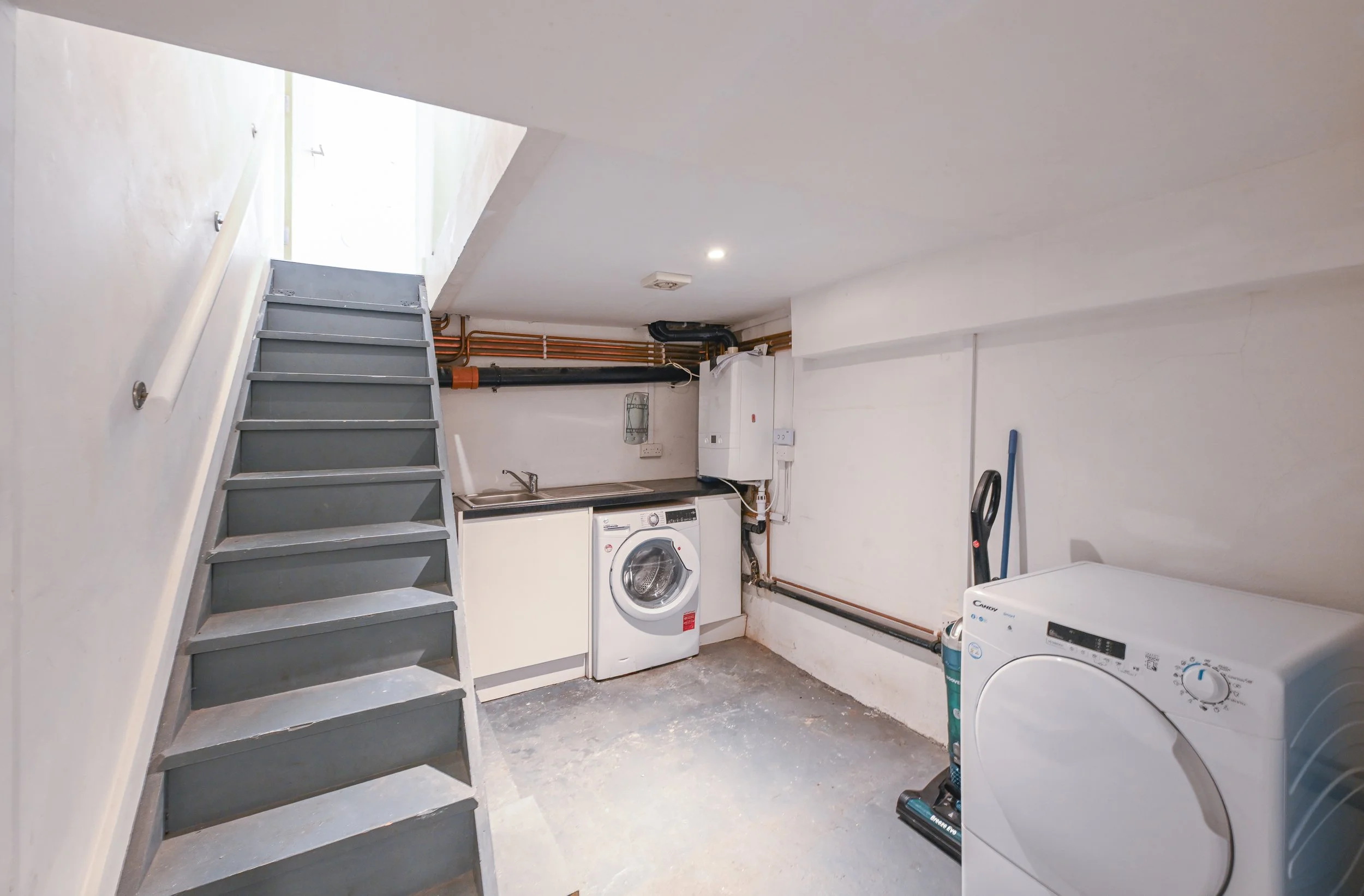 Queens Town Road HR-9.jpg