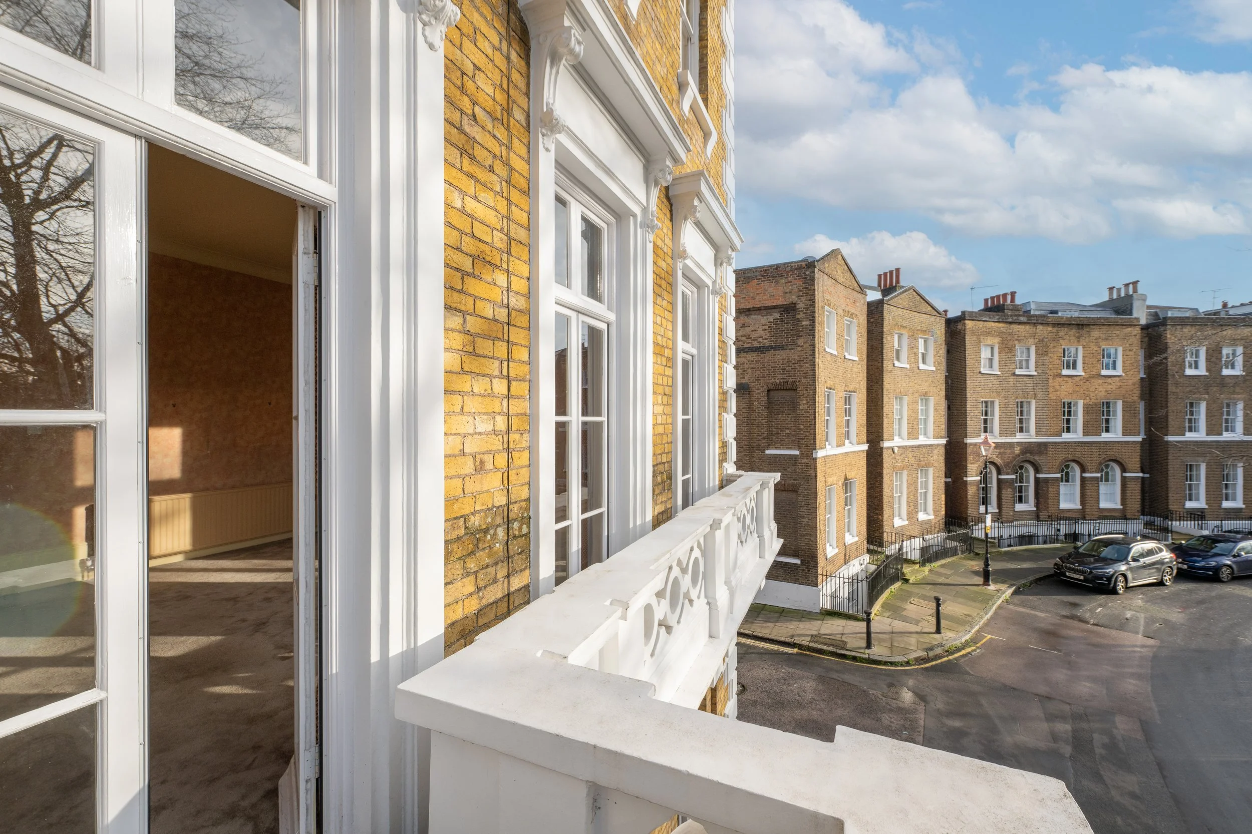 Gloucester Circus Master Bedroom view-1.jpg