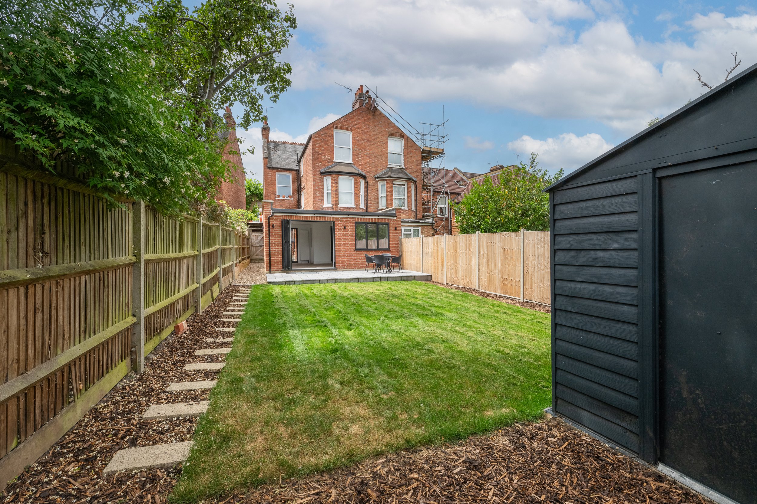 Harlesden Gardens HR-8.jpg