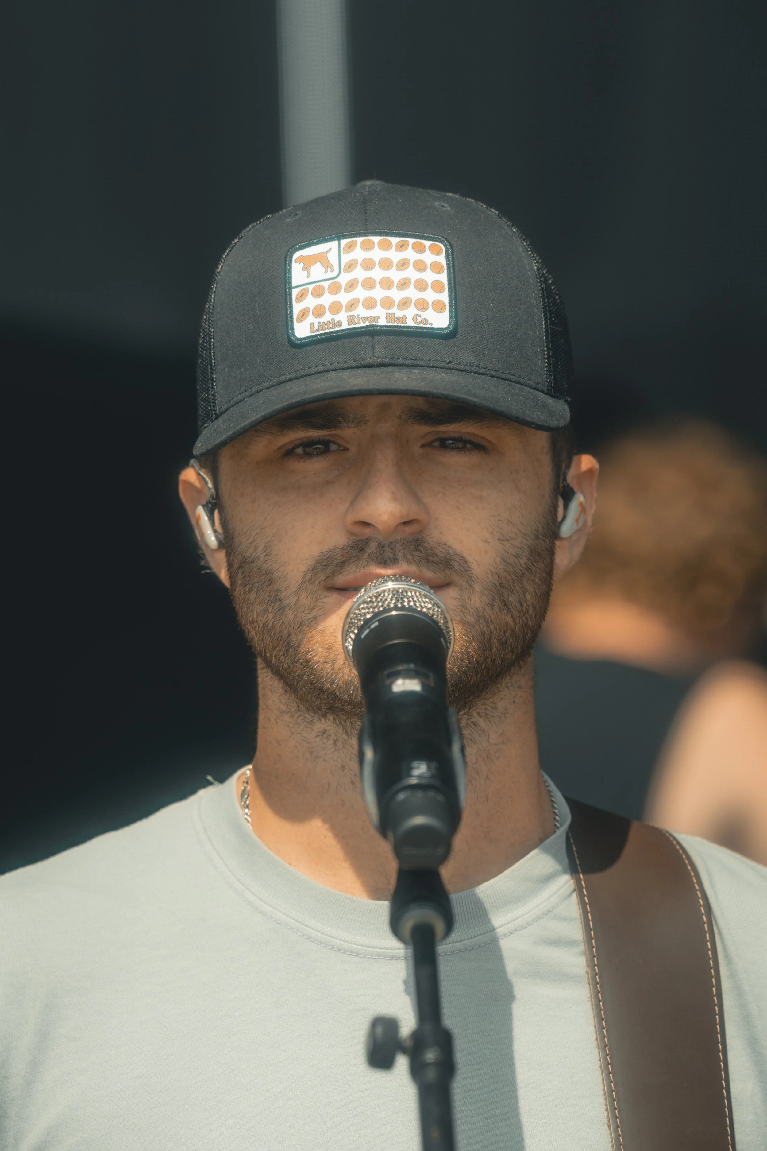 Greylan-02.jpg