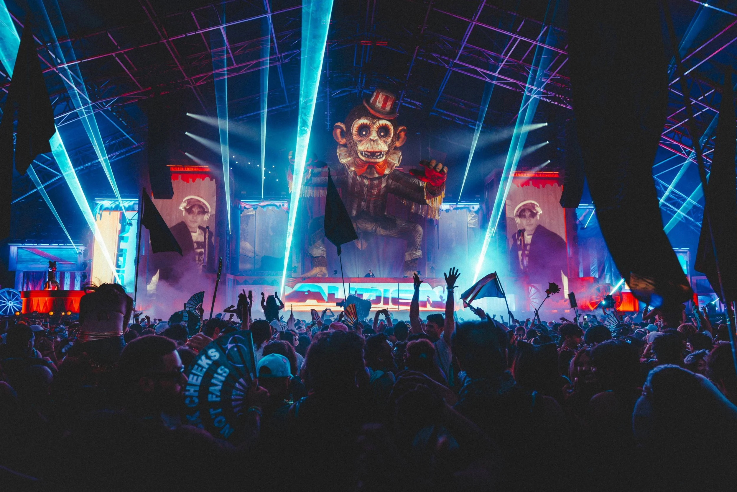 110125_Audien_EscapeHalloween_@beeandthebarbmedia.jpg