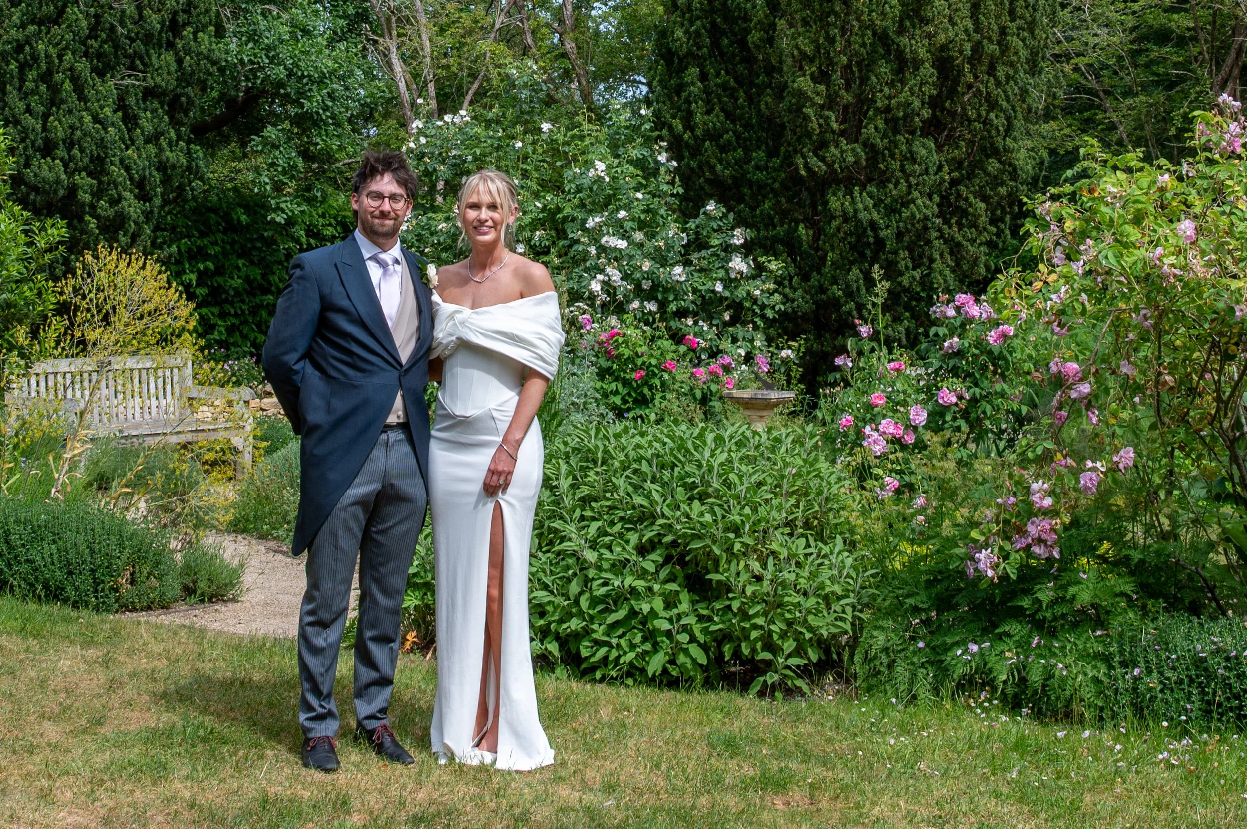 Sophie and Tom’s Romantic Summer Wedding at Dorchester Abbey | Oxfordshire Wedding Photography