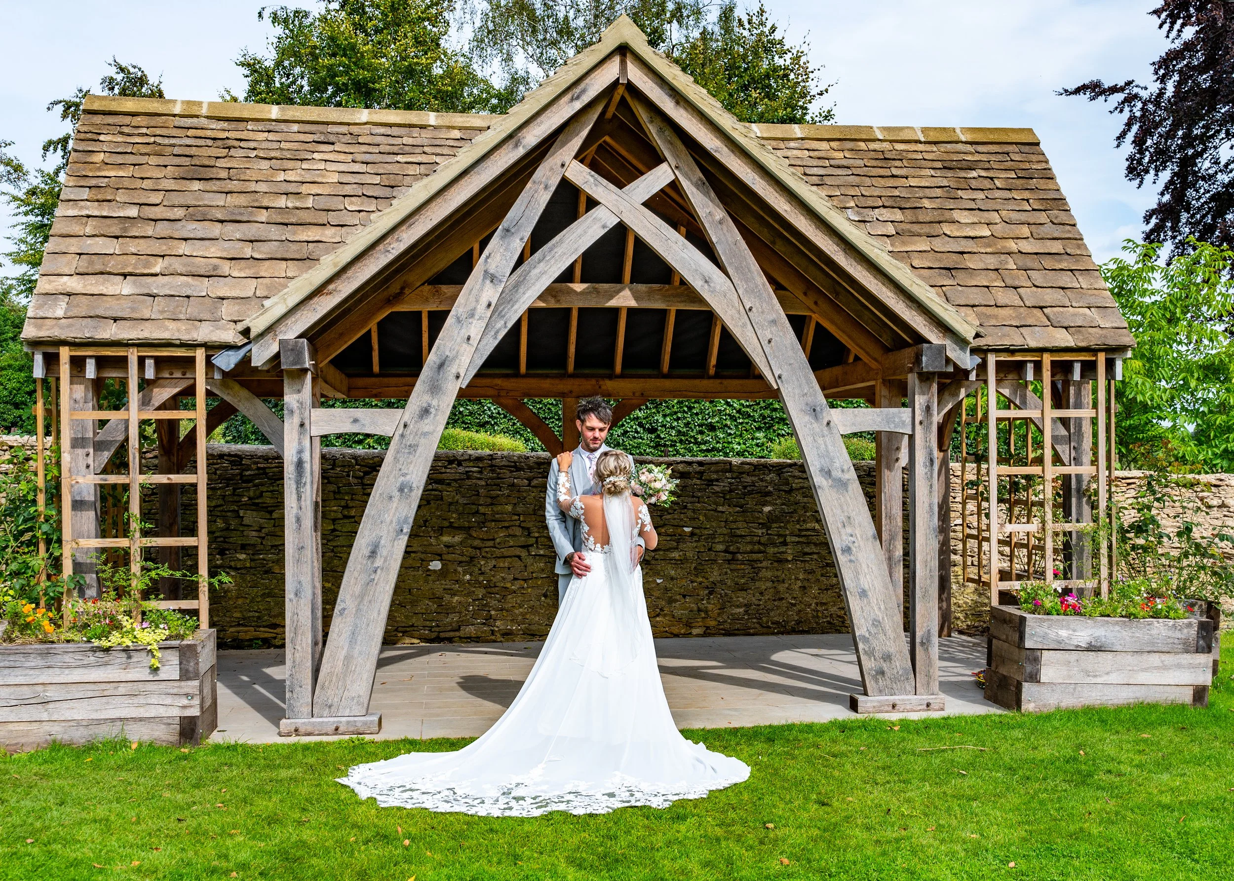 Jess and Russ Cotswold Wedding-352.jpg
