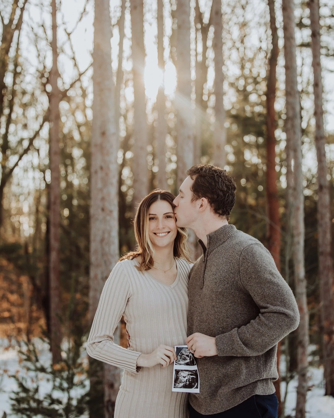 This winter season has been filled with so many beautiful maternity sessions! Watching your stories unfold is truly the best part of what I do ✨

Counting down the days until I get to meet your little one 🤍