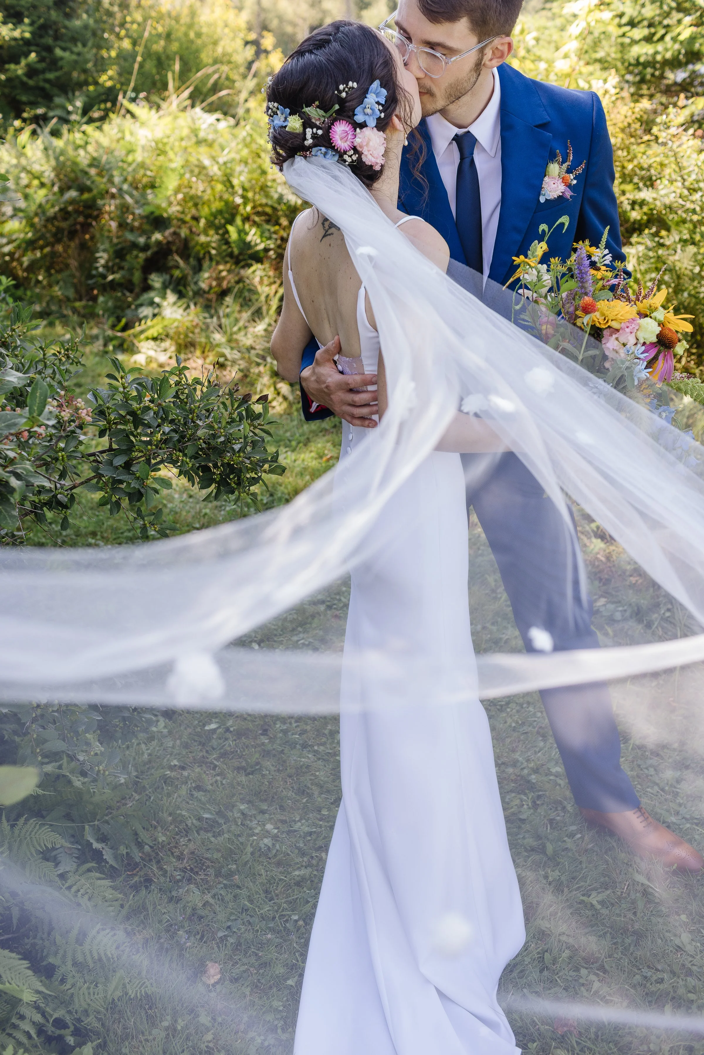 Emily+Erik_wedding_highlights_color-6.jpg