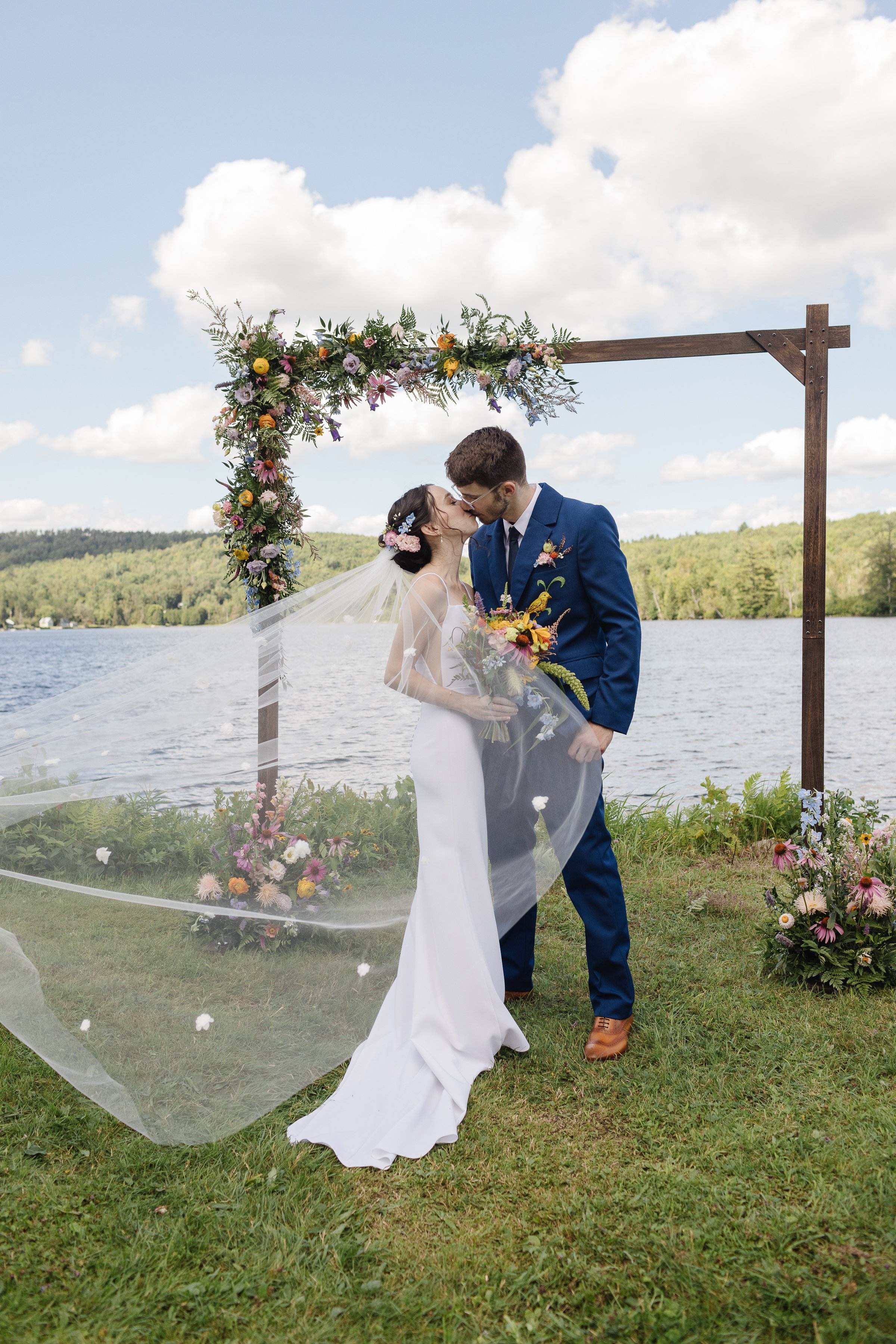 Emily+Erik_wedding_highlights_color-22.jpg