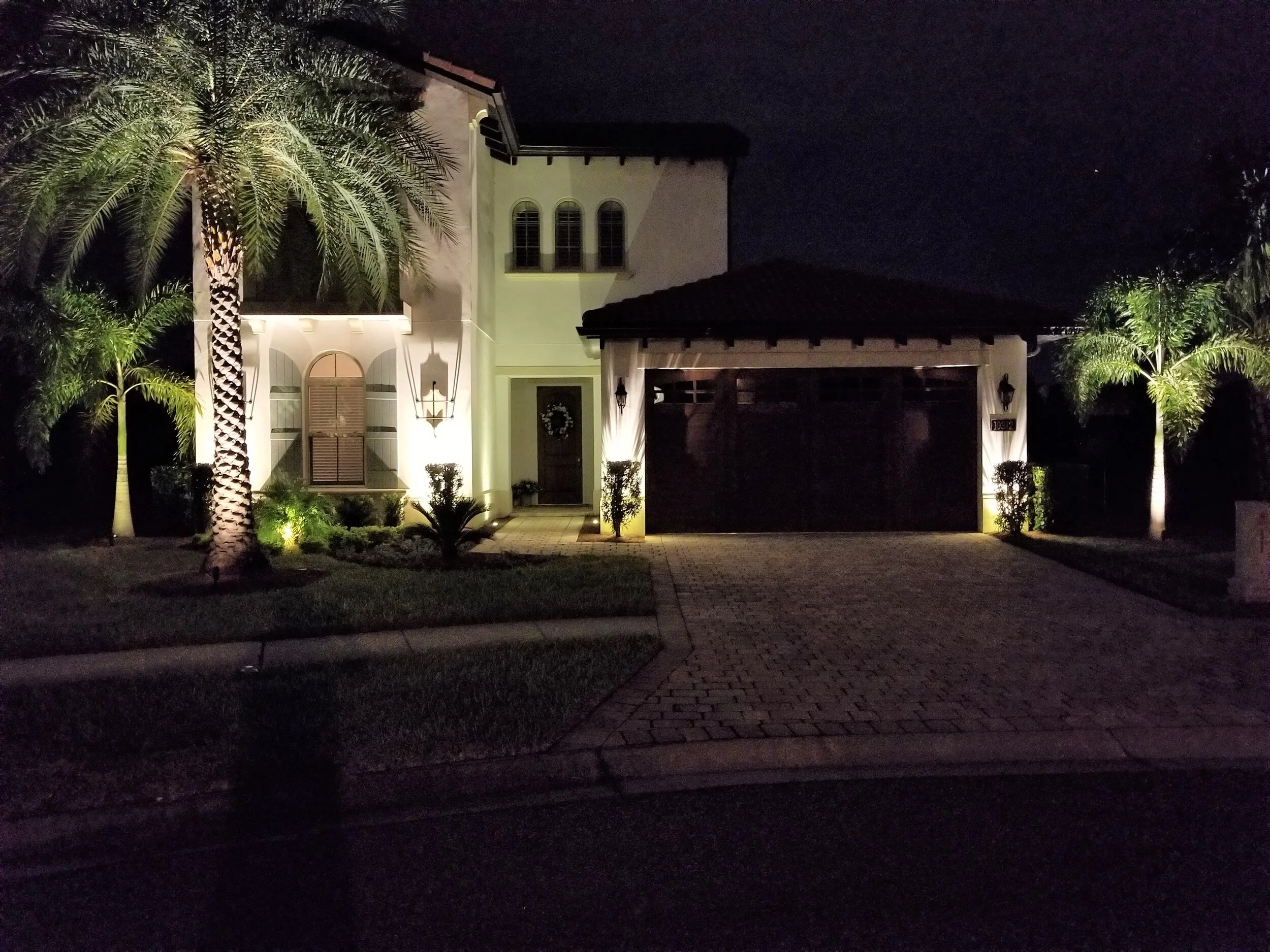 outdoor lighting specialists near me, outdoor lighting installation orlando.jpg