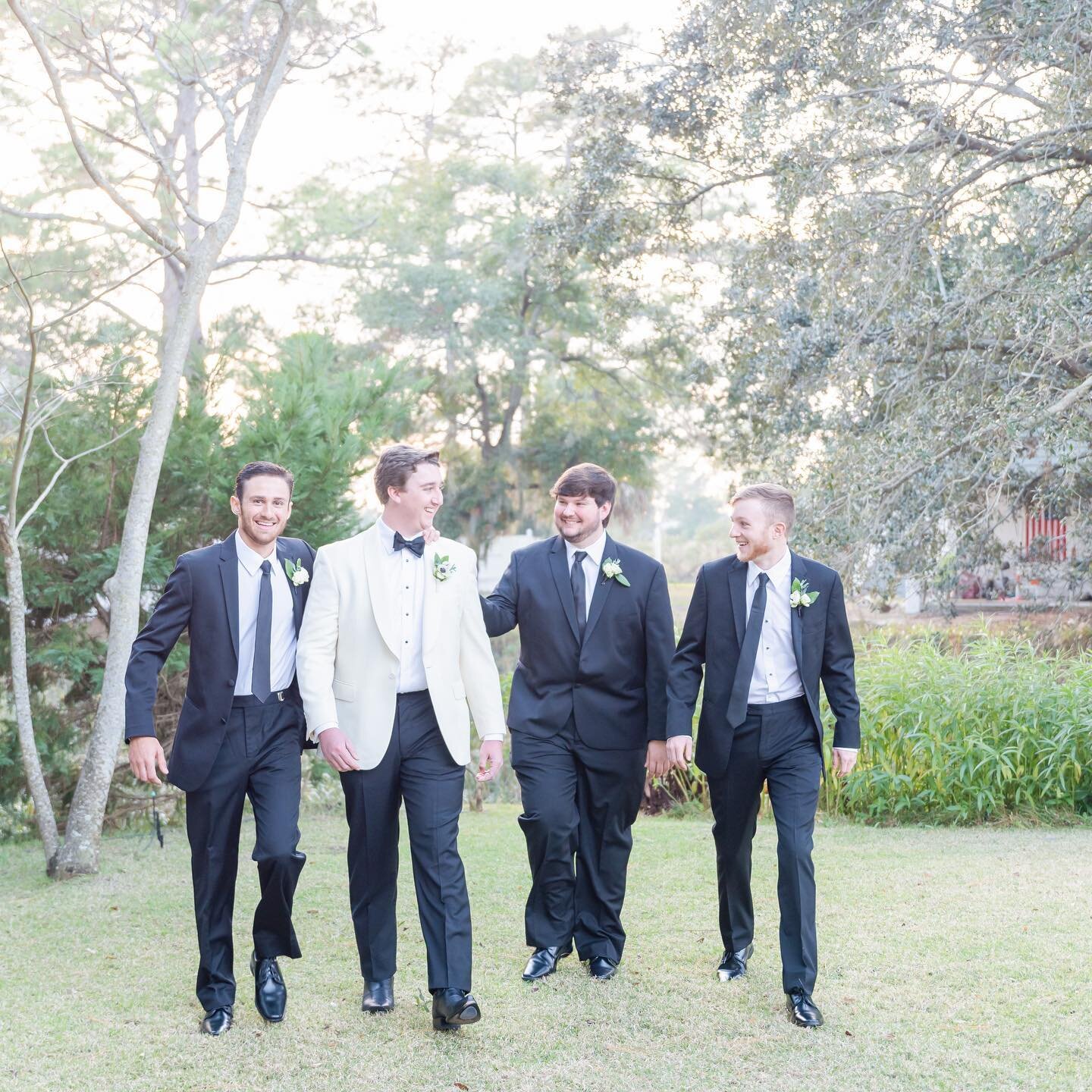 I&rsquo;m (still 😬) working on my Ultimate Wedding Shotlist blog post and I just finished the section about the groom and groomsmen photos. In the post, I talk about this &ldquo;pose&rdquo; in particular. It is by far my favorite for the guys (taken