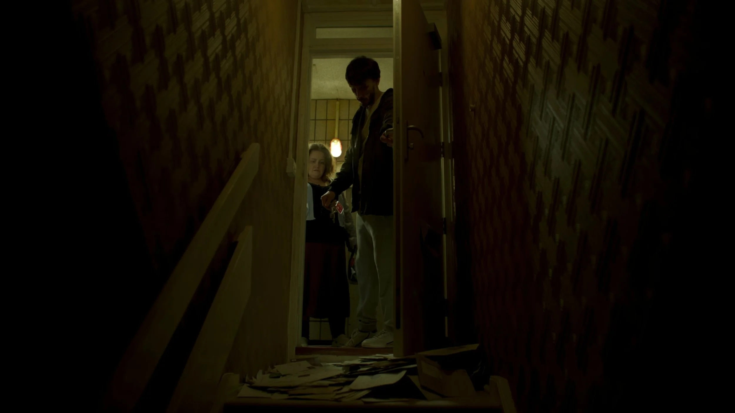 VS--Netflix-BabyReindeerE3Episode3-17’01”.jpg