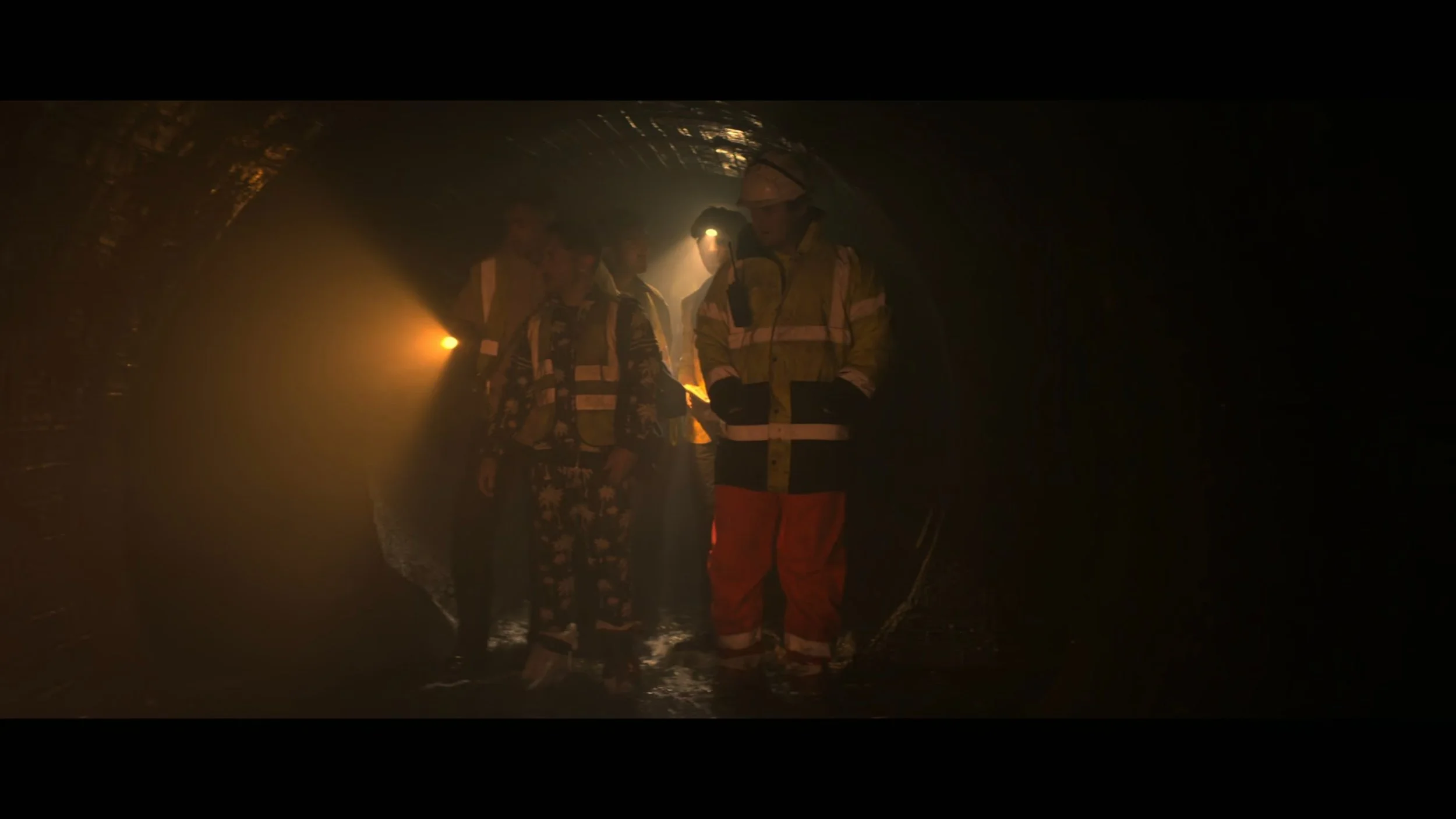 VS--Netflix-BrassicE2Episode2-35’58”.jpg