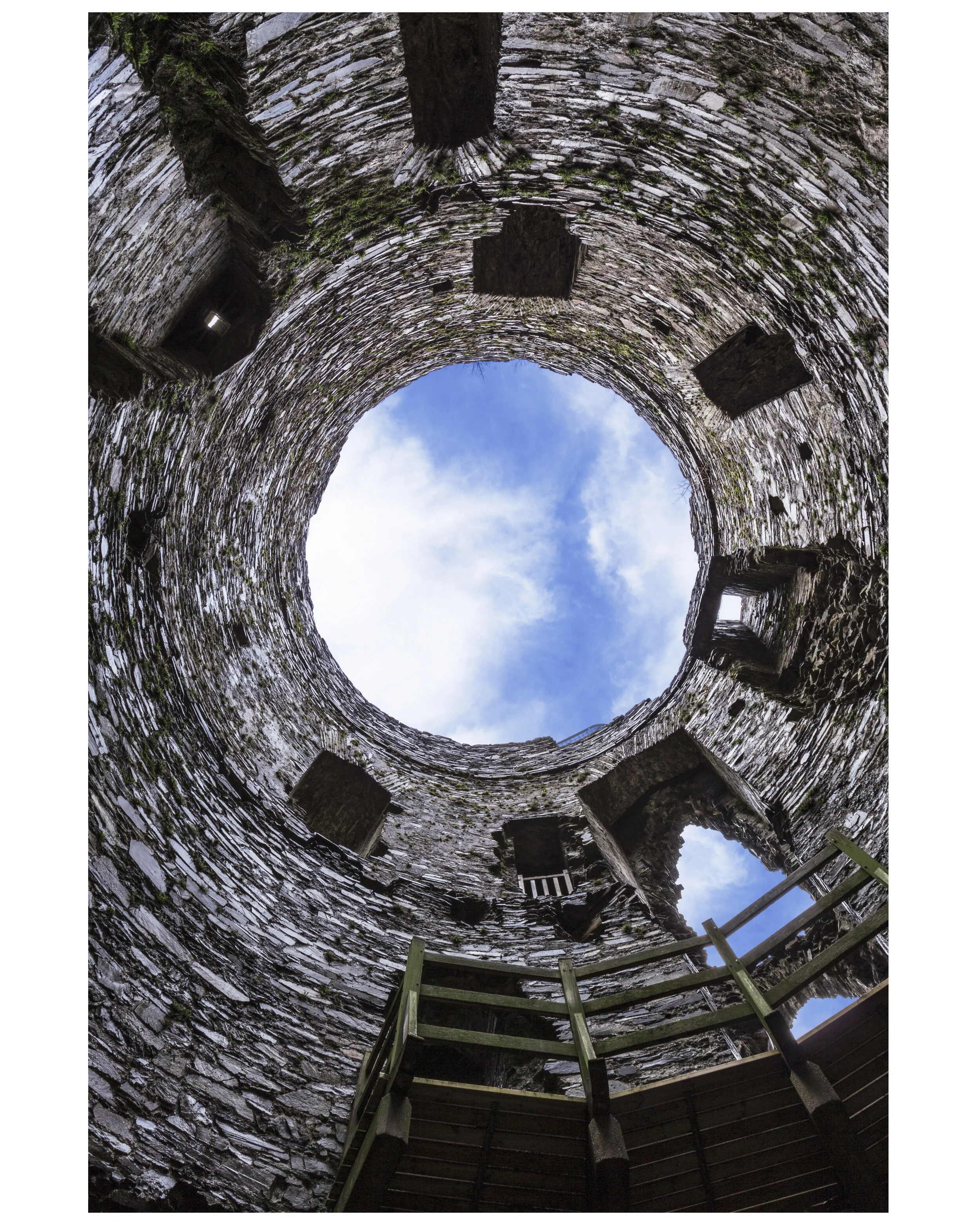 Snowdonia_Castle_03_IG_CLR.jpg