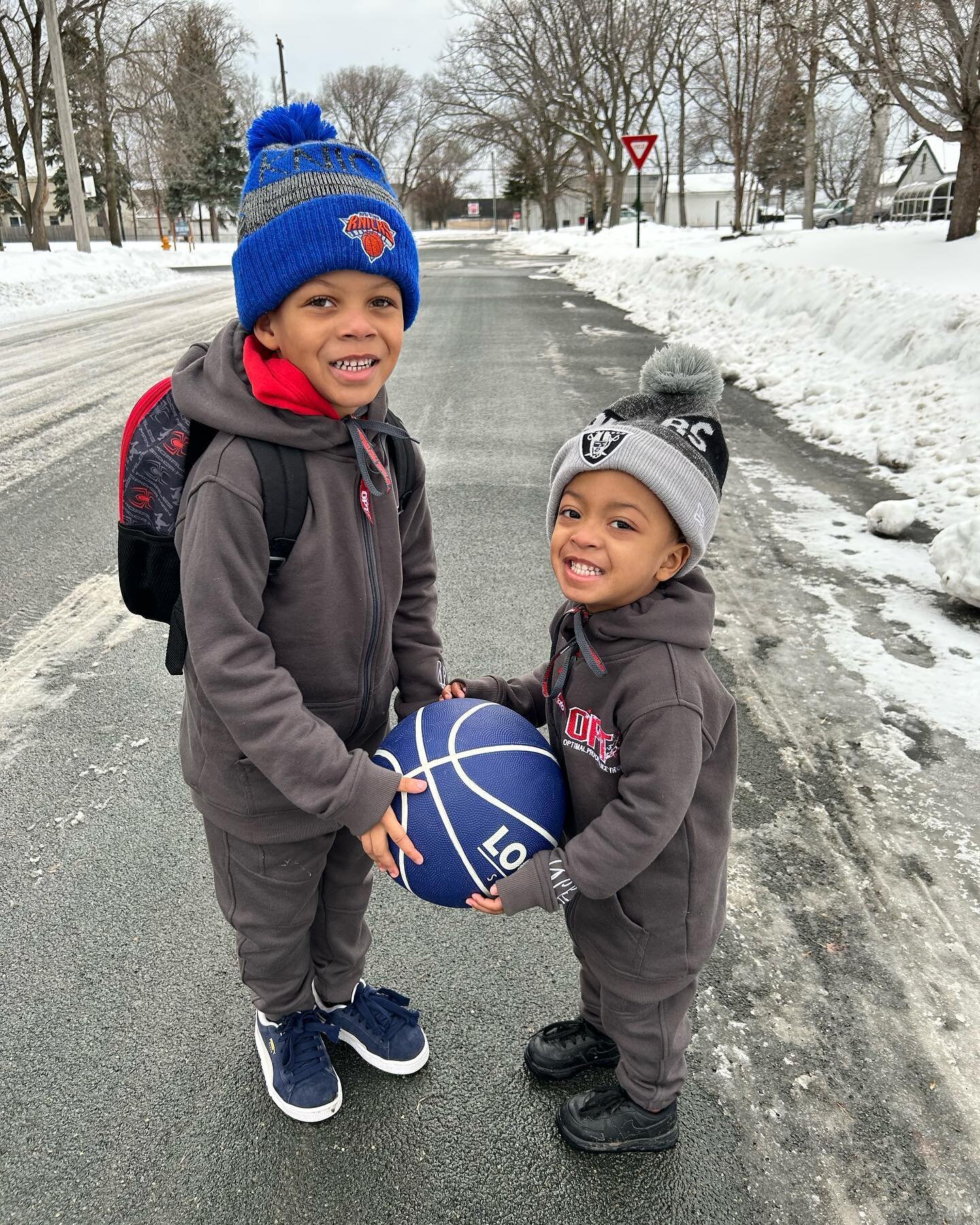 Next generation of Phenoms. We are consistently in the gyms (Basketball, boxing, karate, etc). Sports is a tool that I use to build, connect, and support athletes. Keep up  the wonderful work Big Boys!. #pro #opt #optimalproformancetraining #hardwork