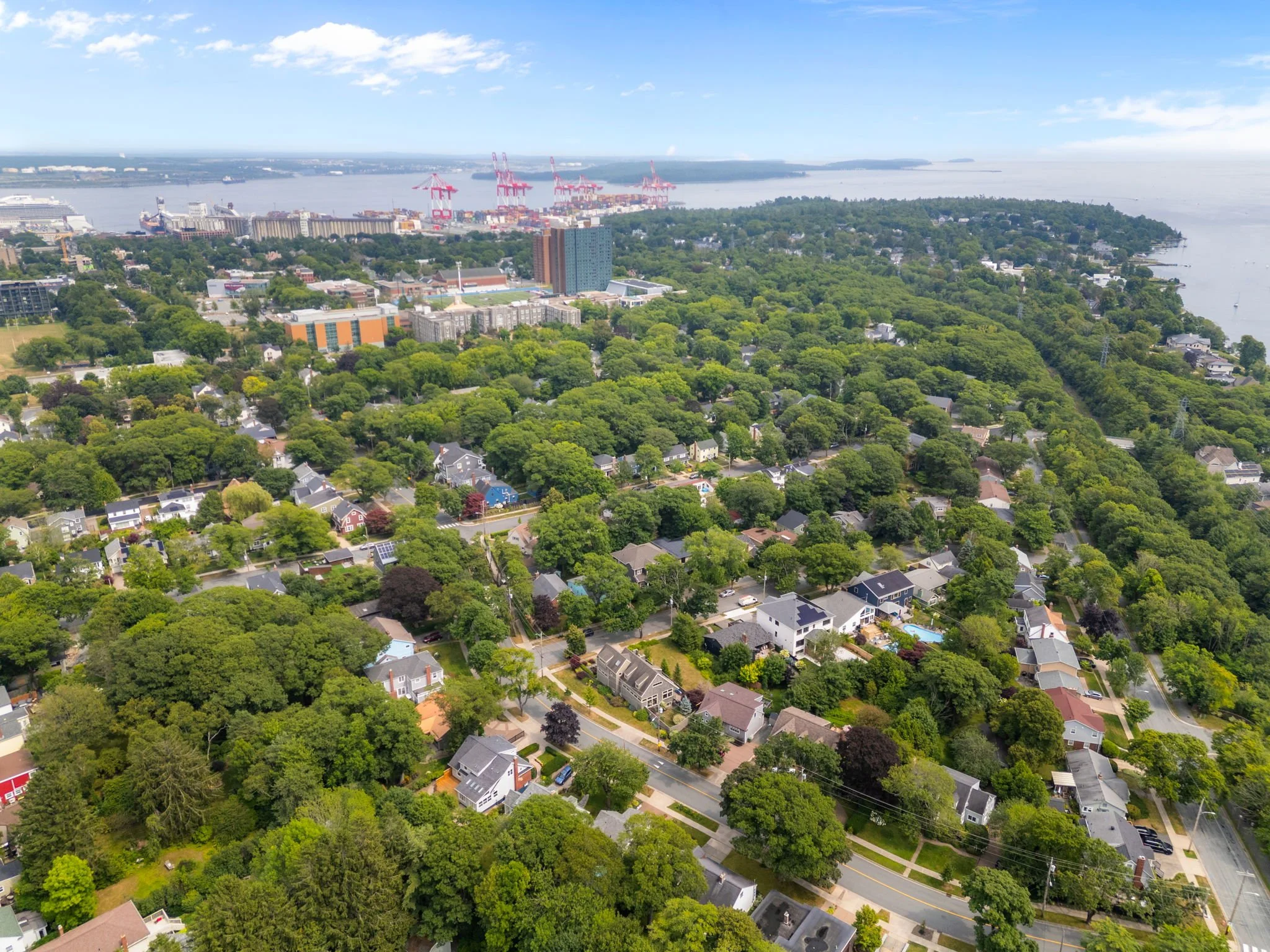 48-web-or-mls-6165-inglis-st.jpg