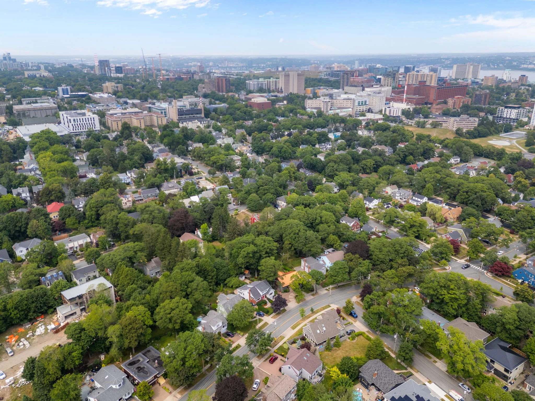 50-web-or-mls-6165-inglis-st.jpg
