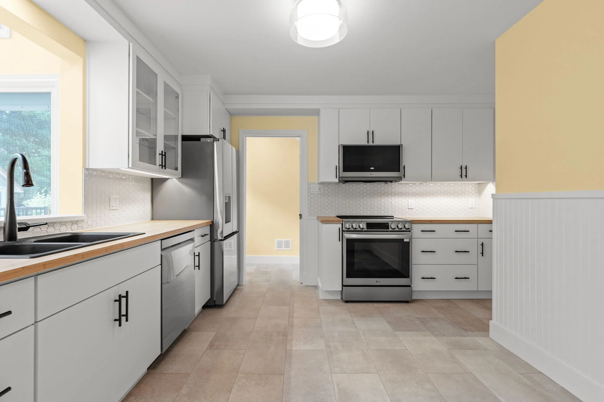 11-web-or-mls-6165-inglis-st.jpg