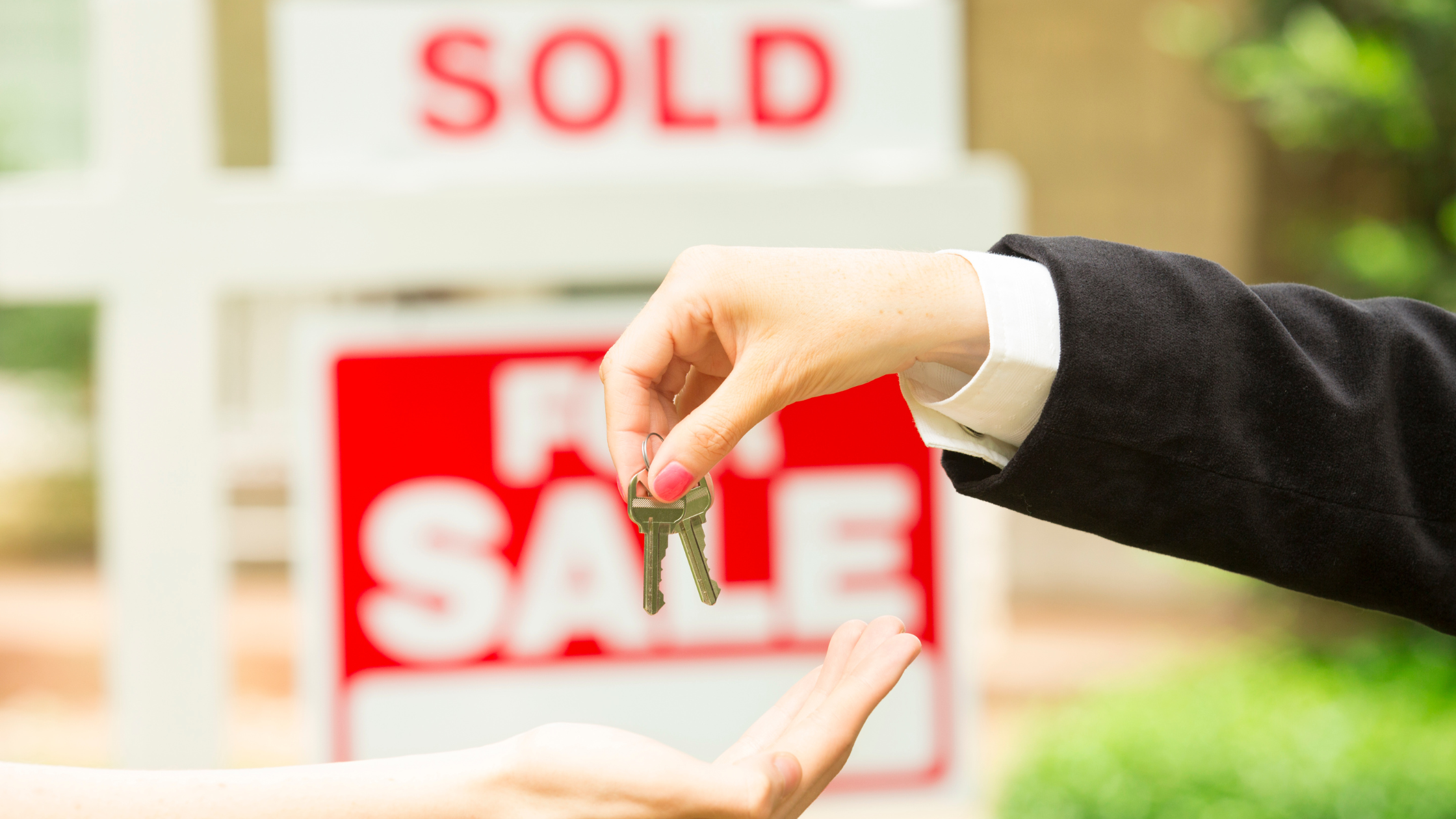 The Insider's Guide: Why You Should Hire a REALTOR® for Your Real ...