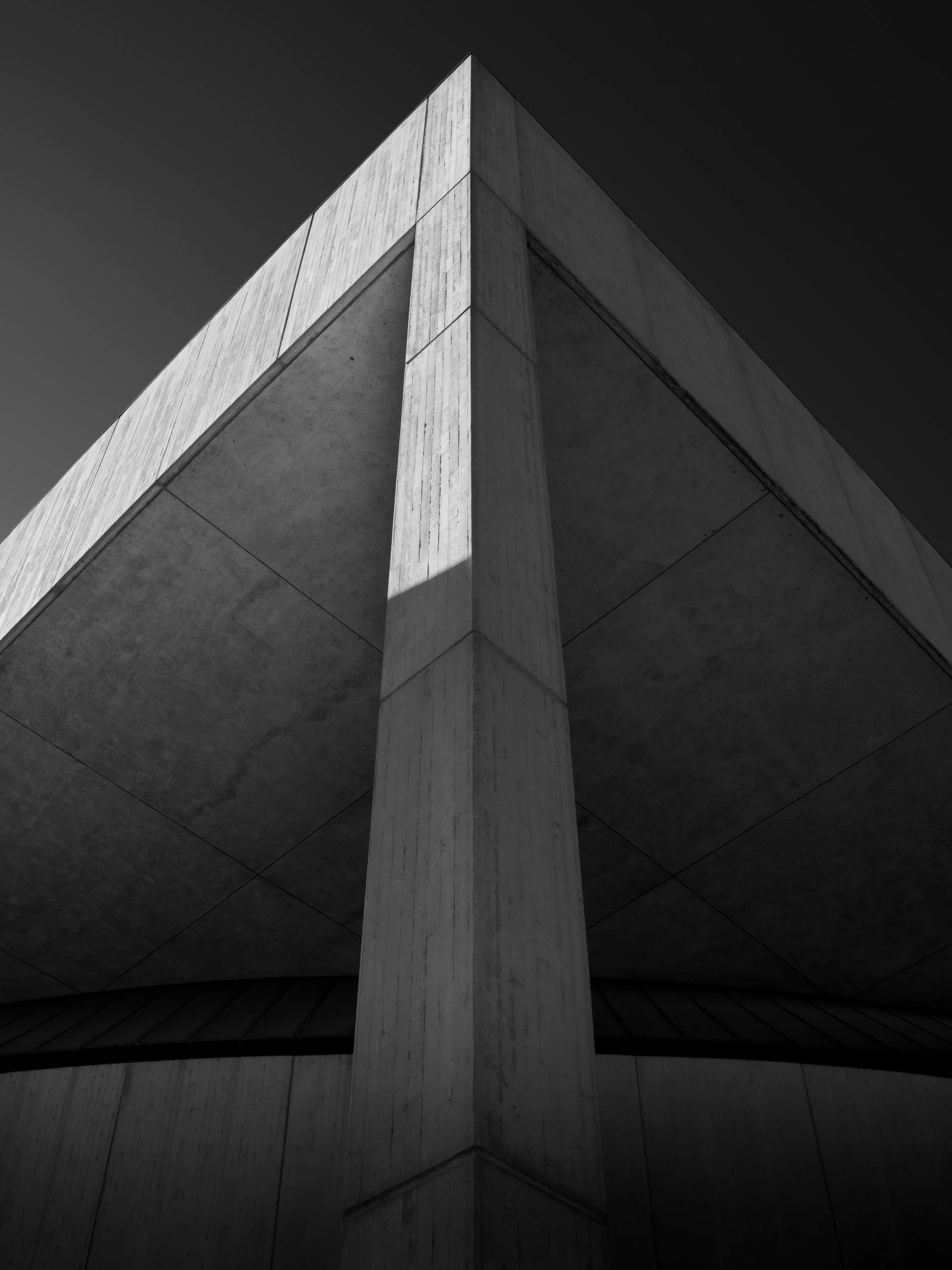 chris-boeke-20220913-Architecture-Des Moines-GFX50S II-0410_MASTER.jpg