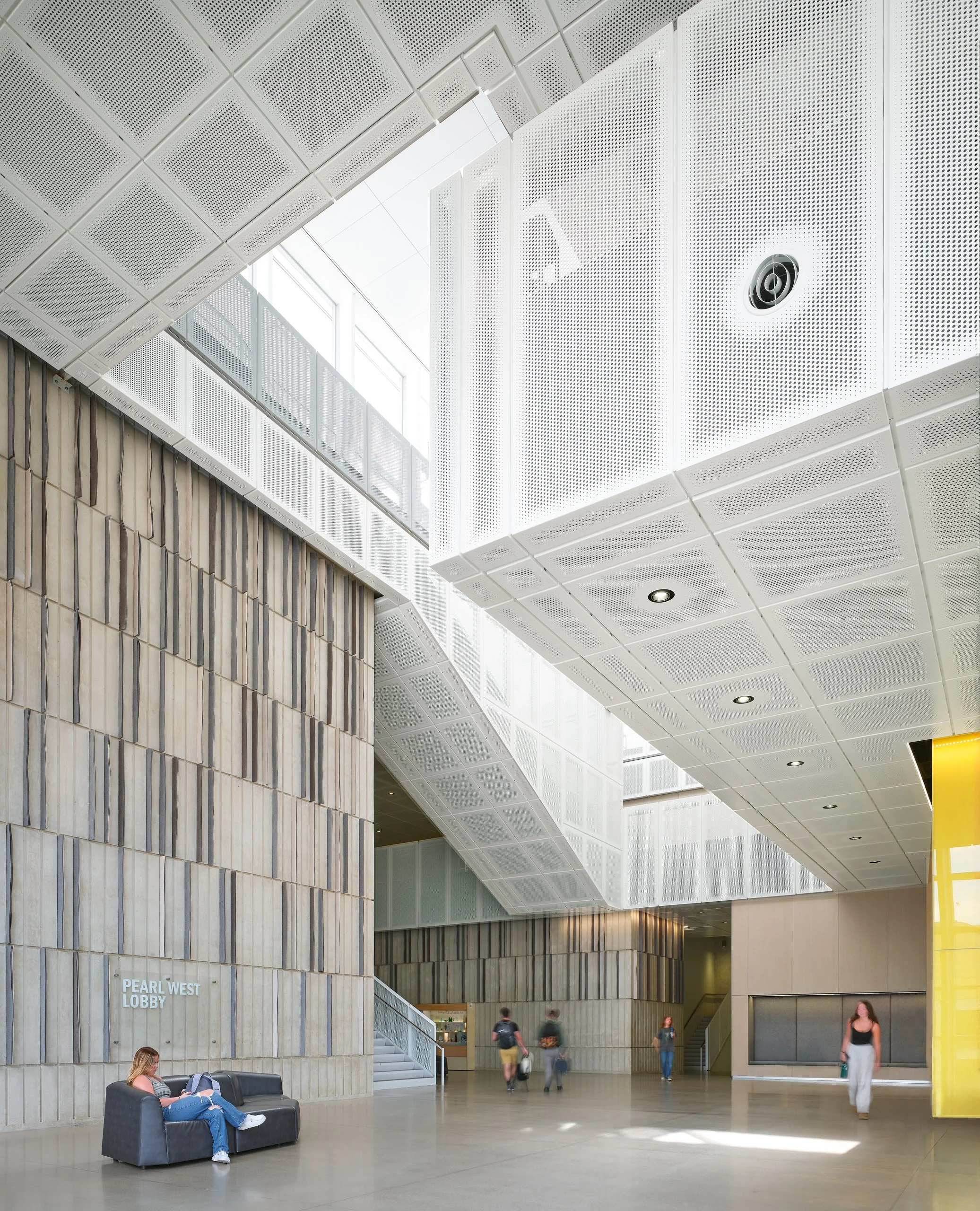 chris-boeke-Iowa City-Architecture-20250423-037.jpg