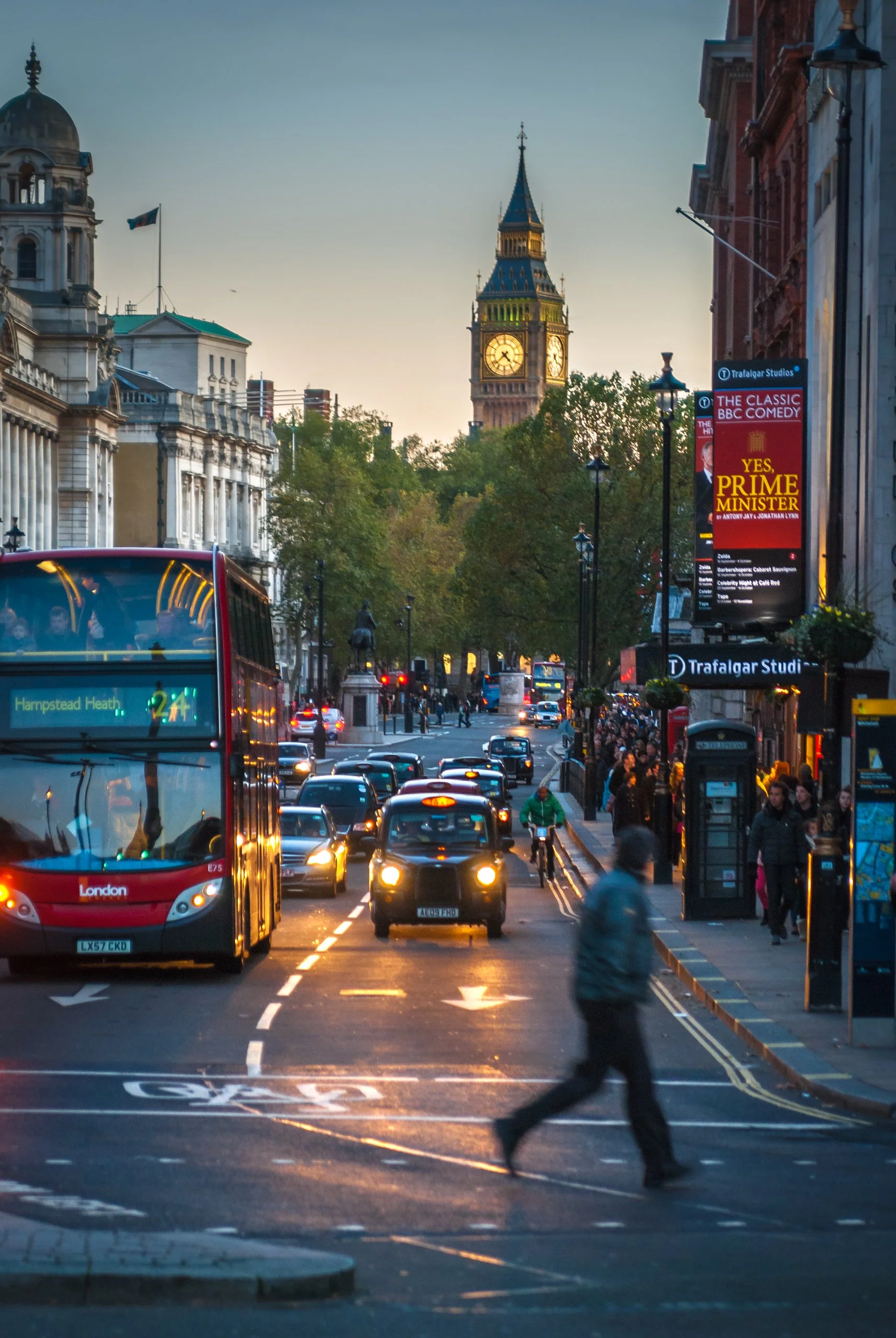chris-boeke-20121101_Travel-London Street Architecture_13753.jpg