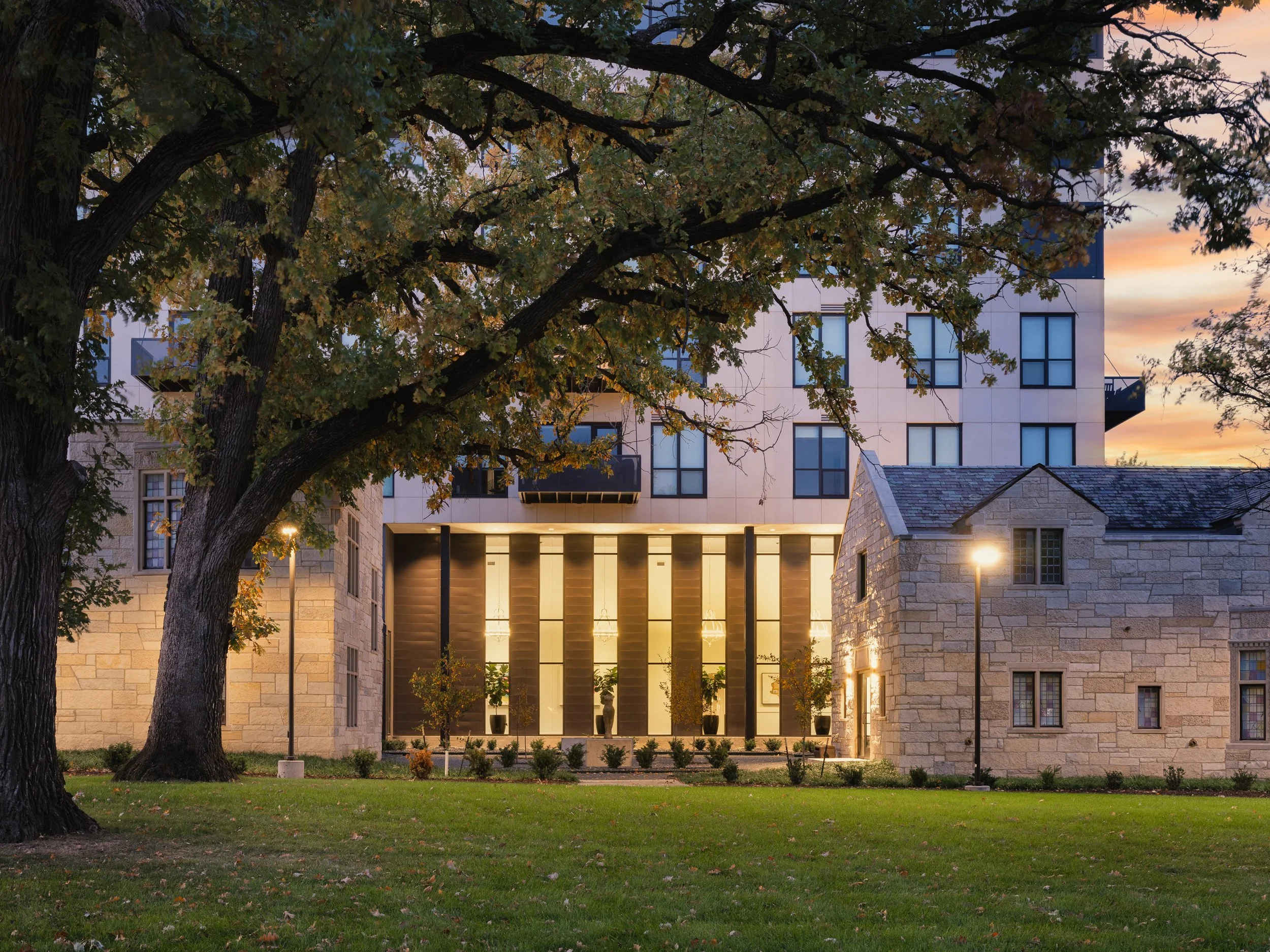 chris-boeke-20231023_Neumann-3750 Luxary Condos_037.jpg