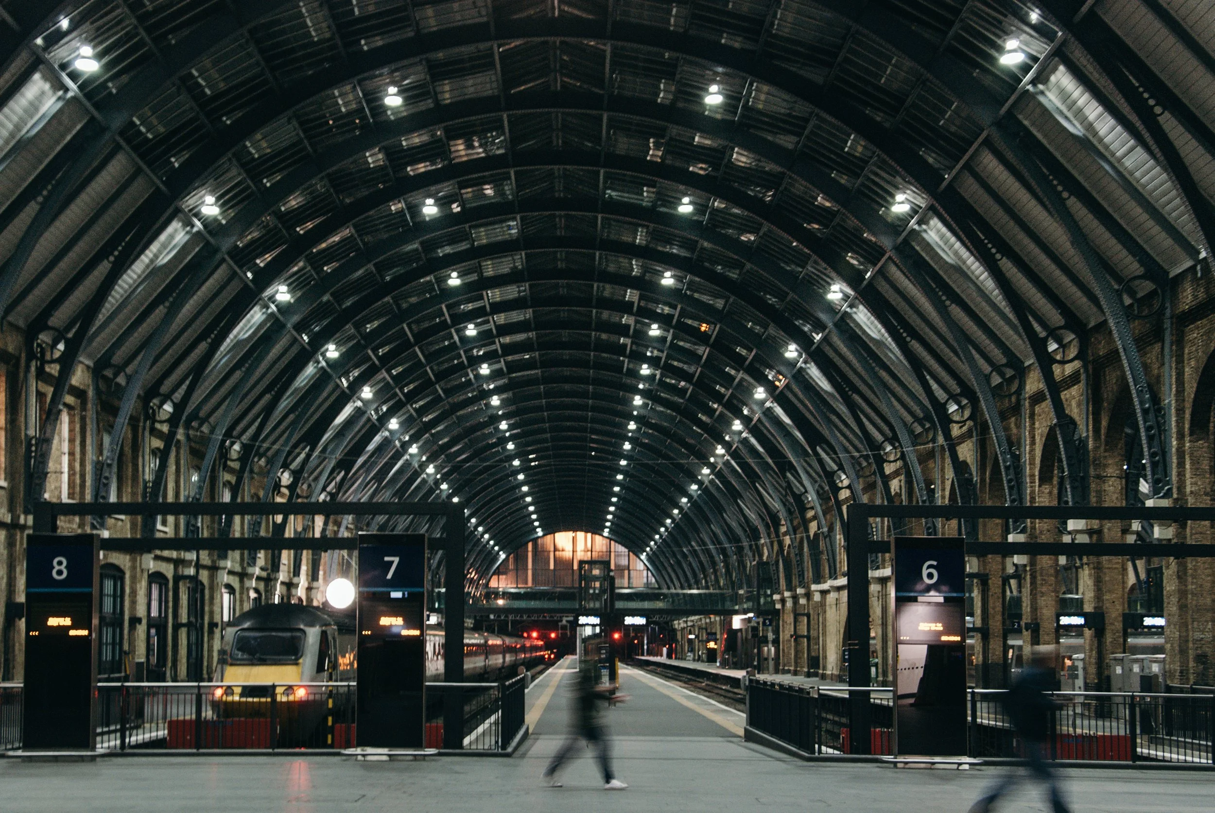 chris-boeke-20121103_Travel-London Street Architecture_14186.jpg