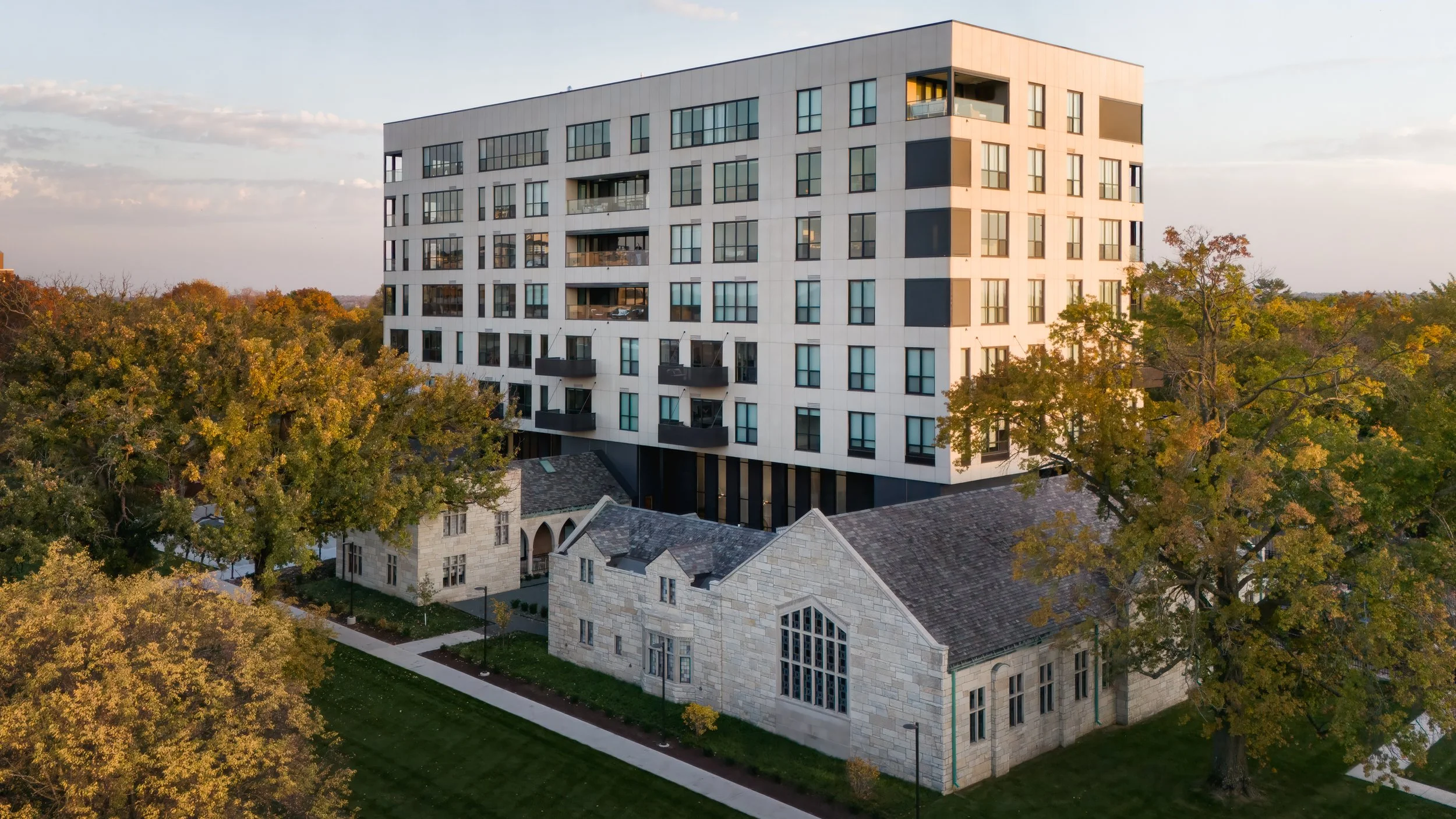 chris-boeke-20231023_Neumann-3750 Luxary Condos_043.jpg