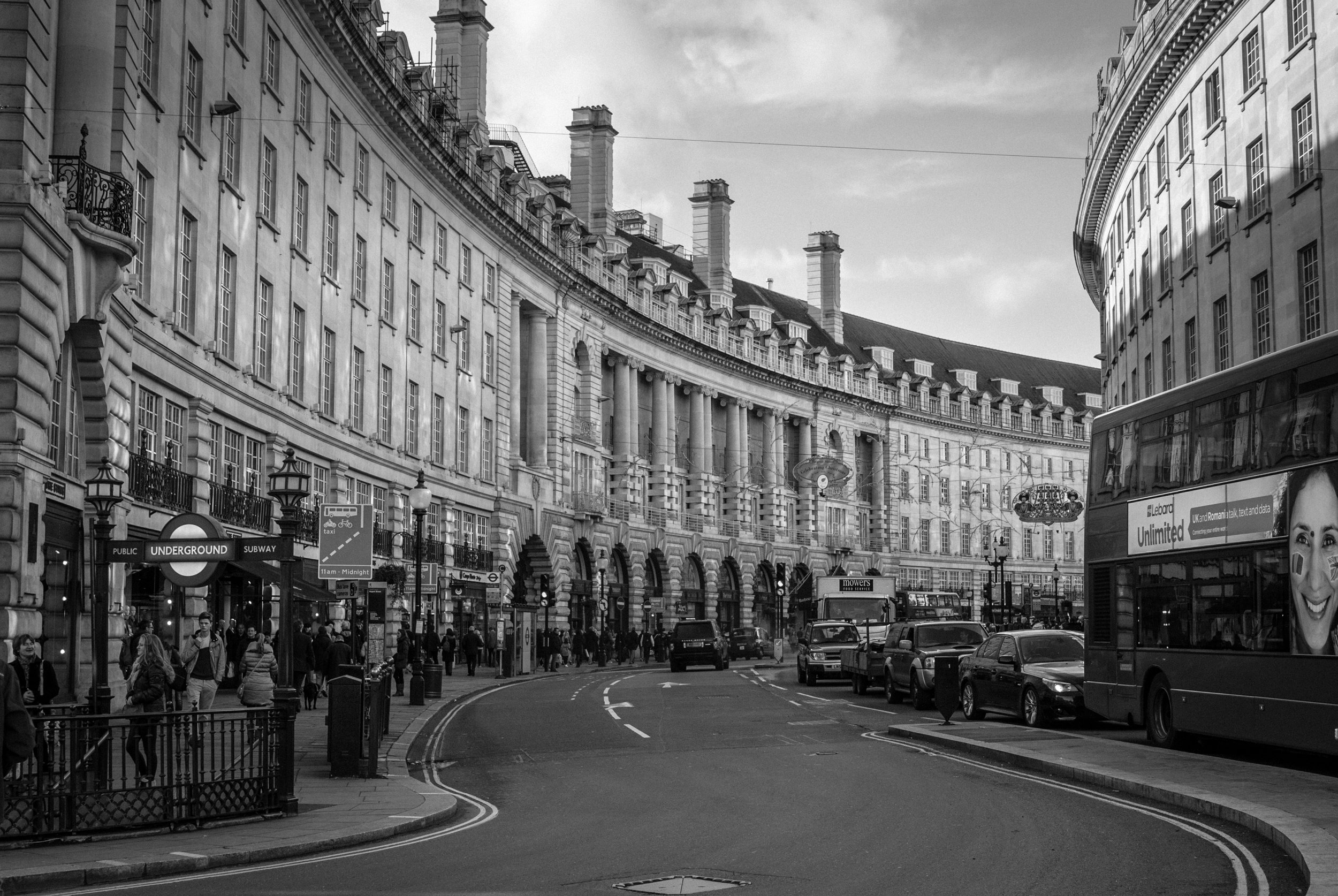 chris-boeke-20121031_Travel-London Street Architecture_13092A.jpg