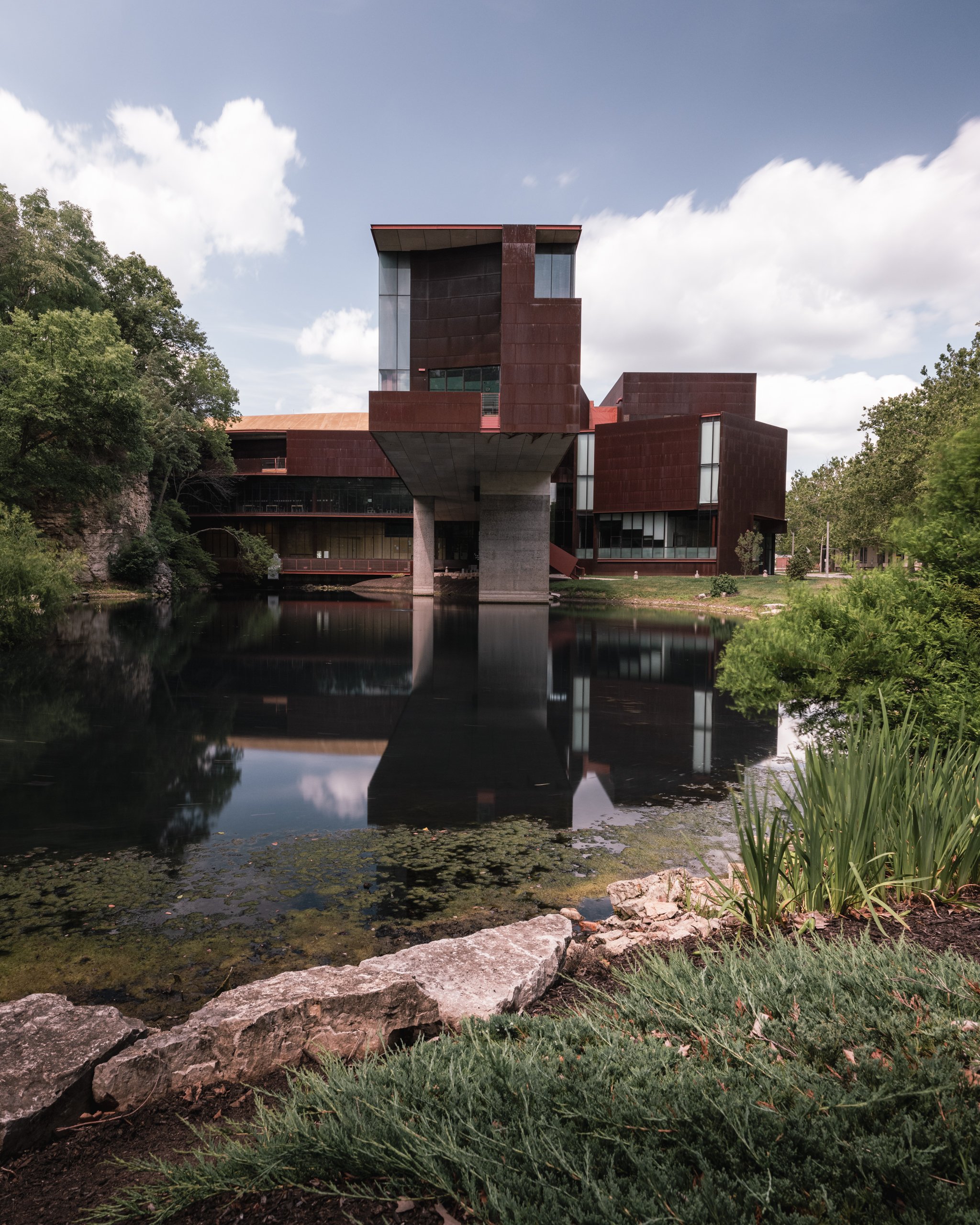 chris-boeke-20230708_Architecture-Iowa City_1957.jpg