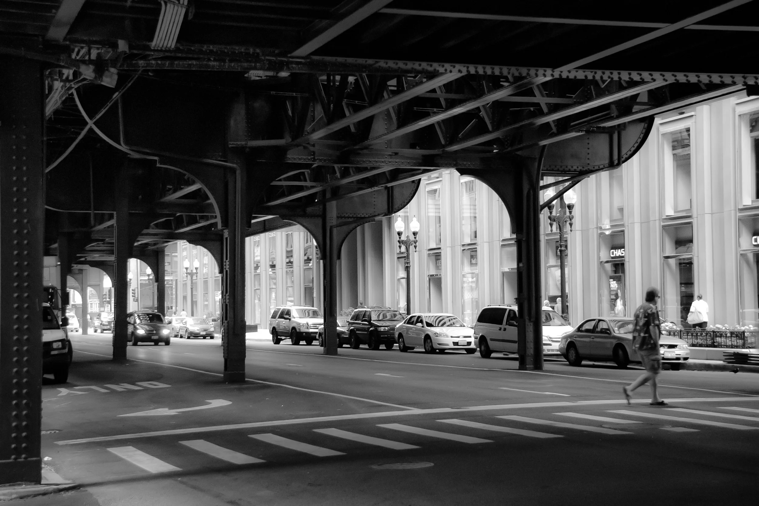 chris-boeke-20090702_Street-Chicago Architecture_1302.jpg