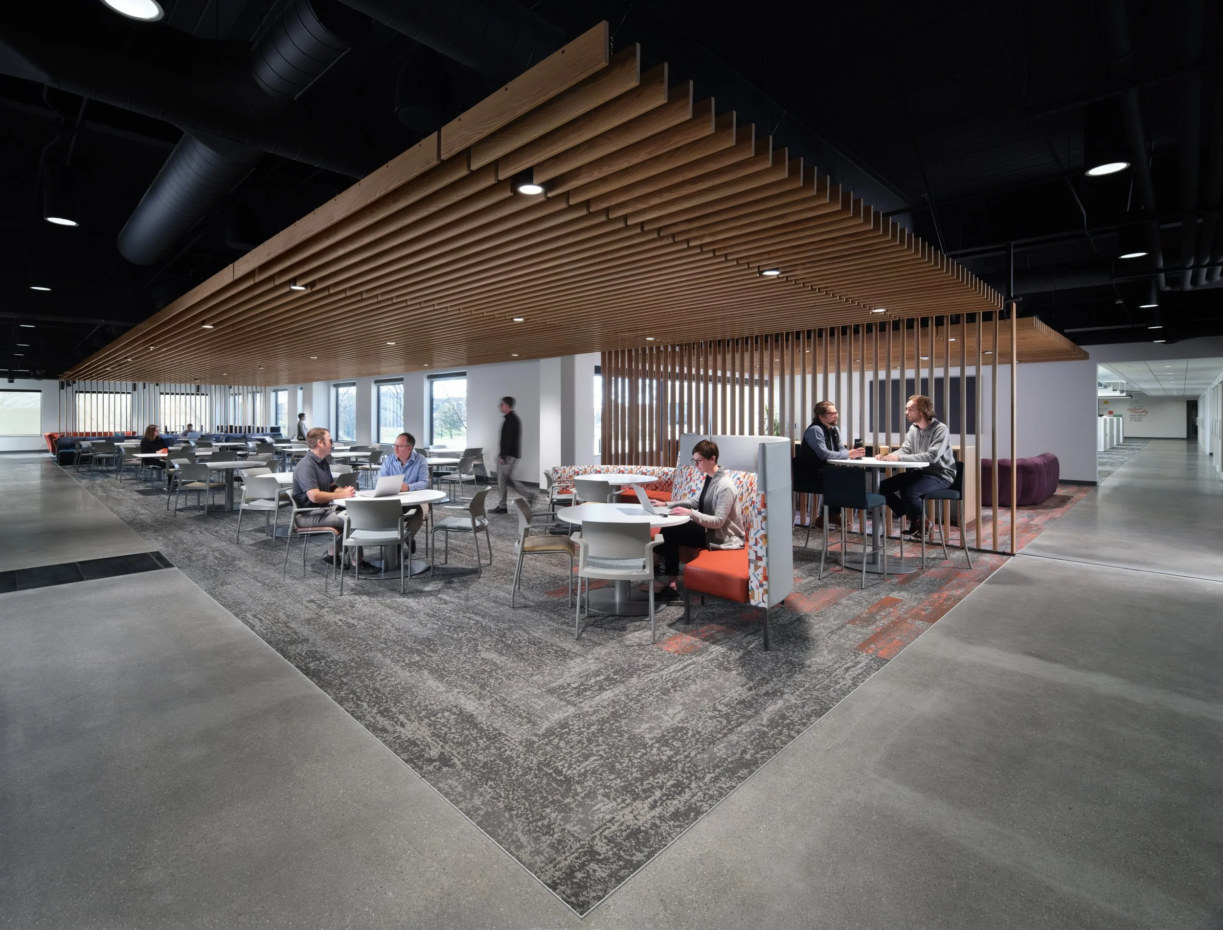 chris-boeke-Holmes Murphy-Substance-20251115-120.jpg