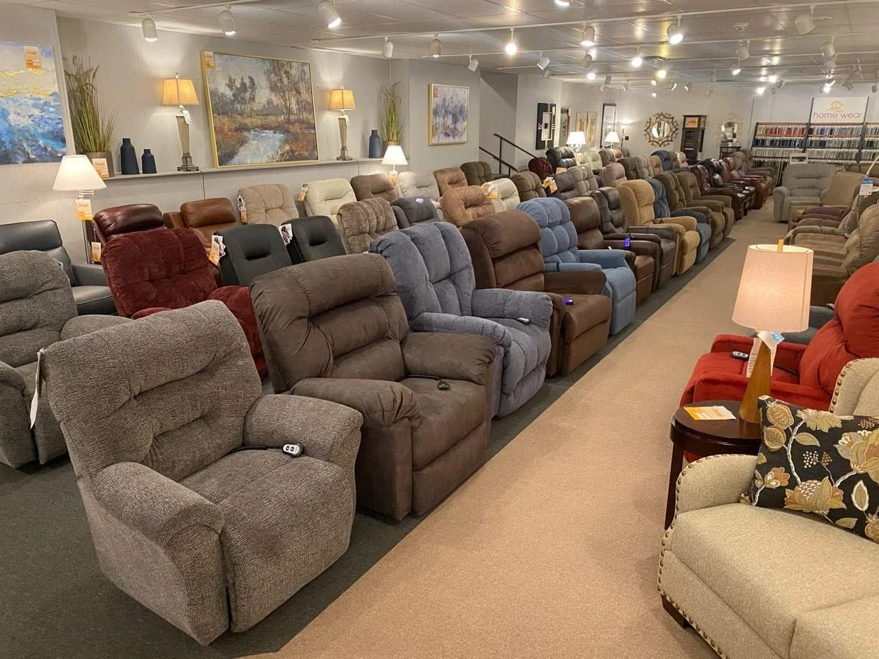 Recliners — Harvey's Furniture Quincy, IL