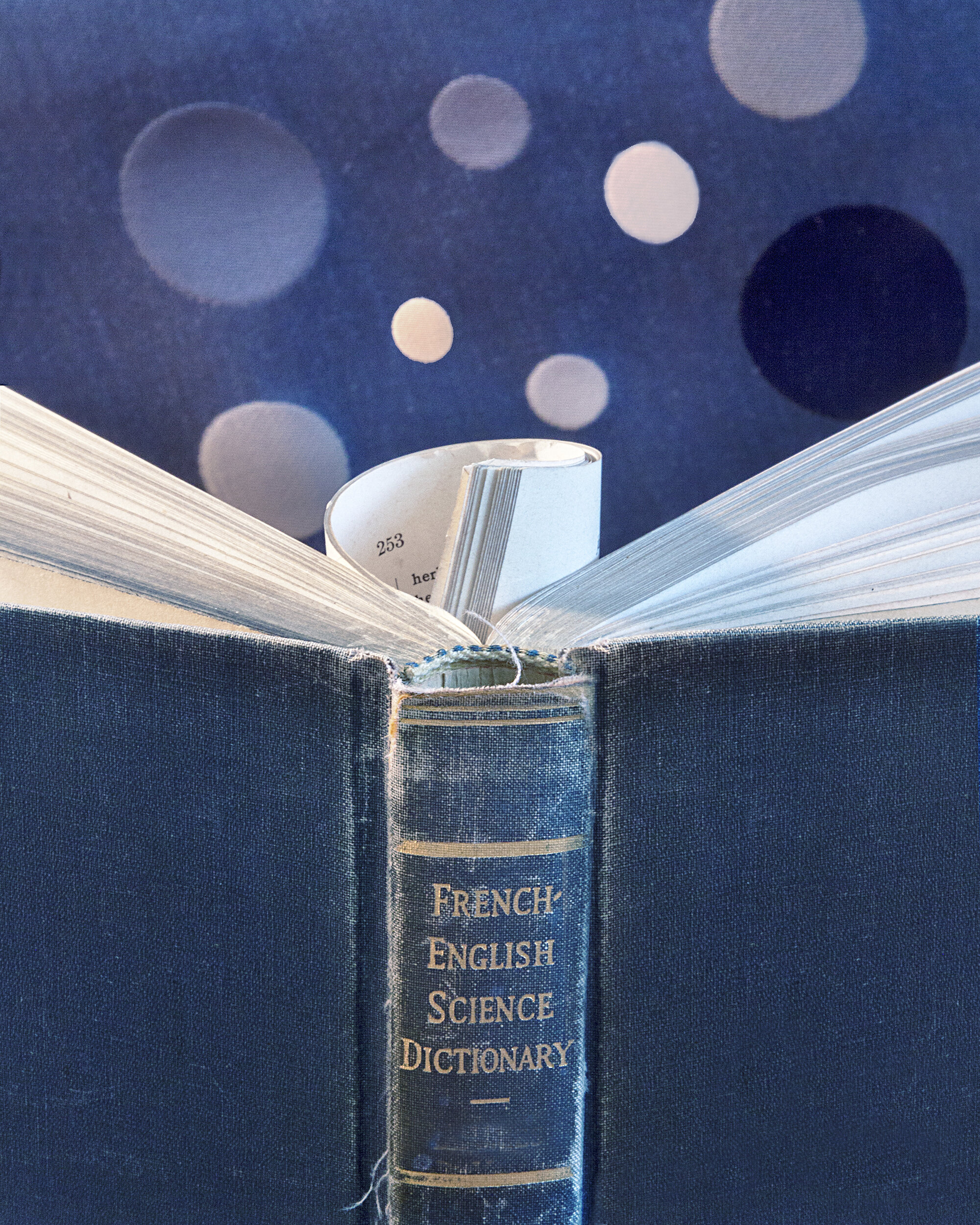  Science Dictionary with Spheres, 2014 