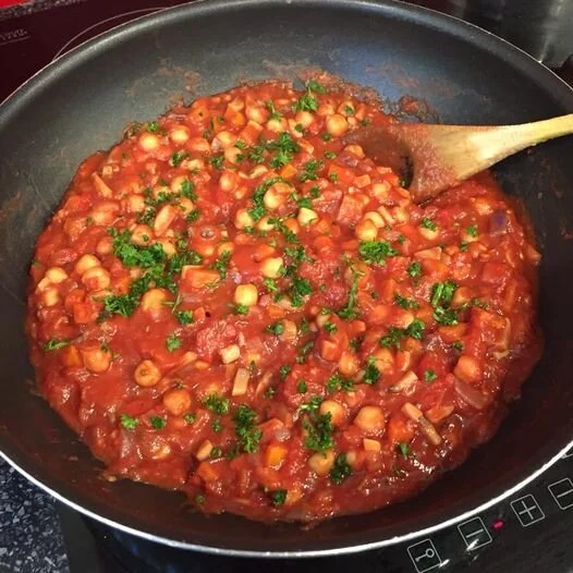 CHICKPEA BOLOGNESE