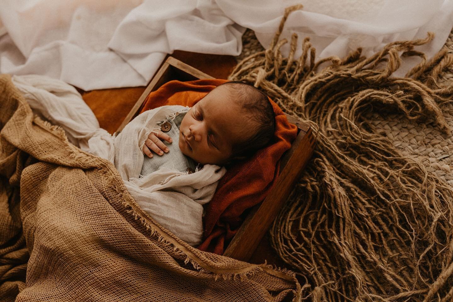 Little angel Michael ✨

#timelesspaigephotography #melbournephotographer #meltonphotographer #melton