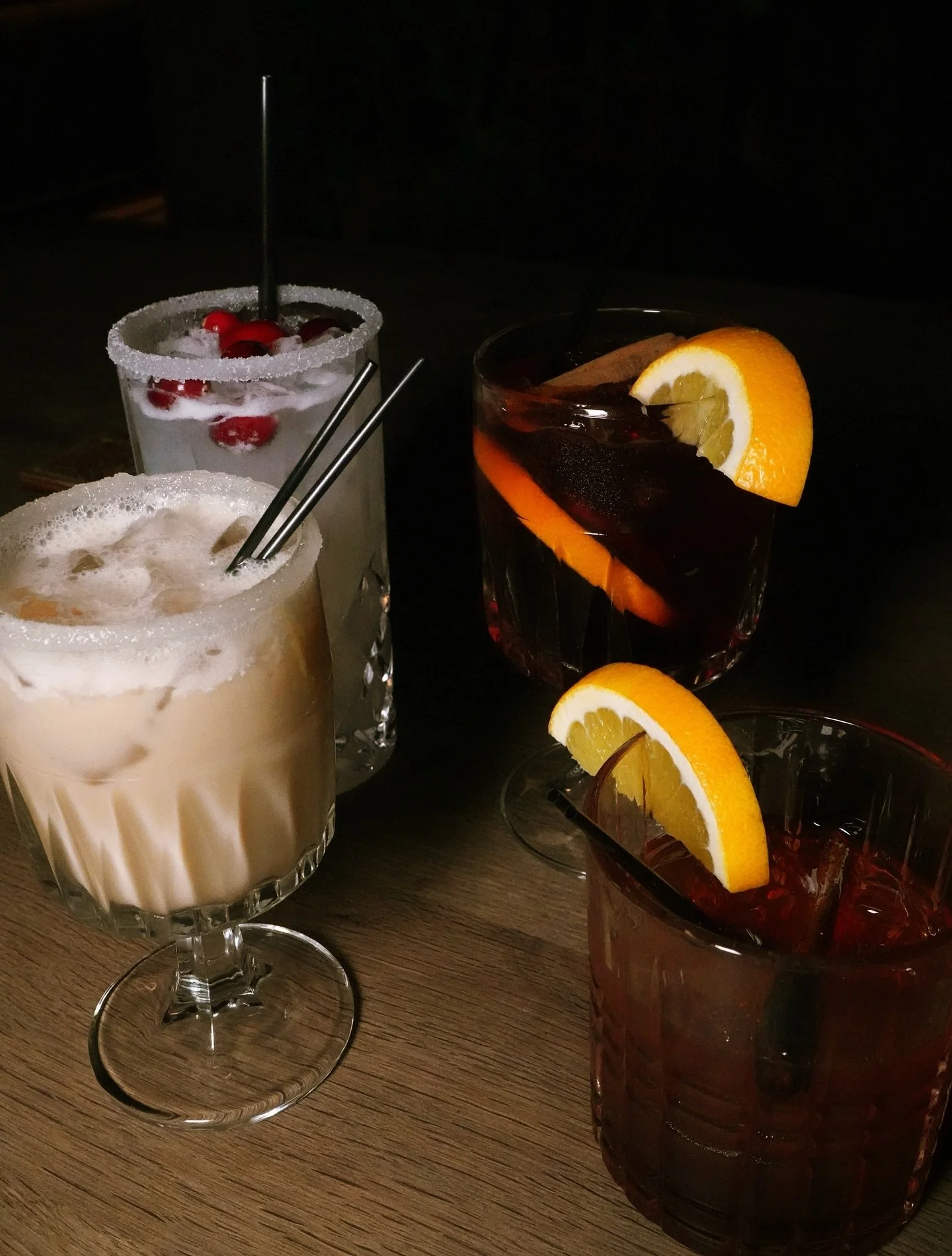 Easy Sunday. Good drinks, chill smoke, Peace &amp; Saint. ❄️💨