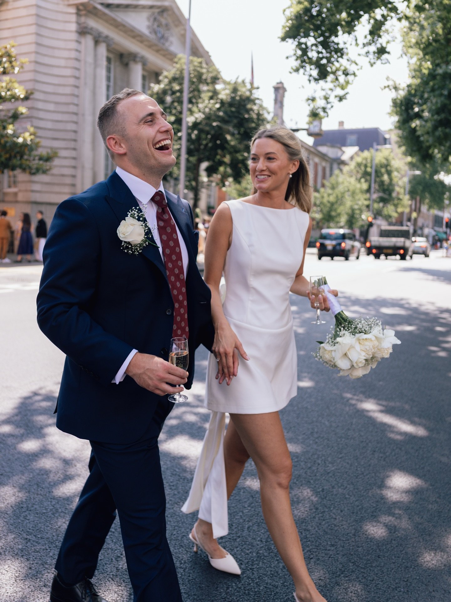 Becky &amp; Luc

A scorcher of a day in Chelsea with this lovely relaxed couple, strolling around London followed by drinks with their family. Thank you so much for having me 🤍
