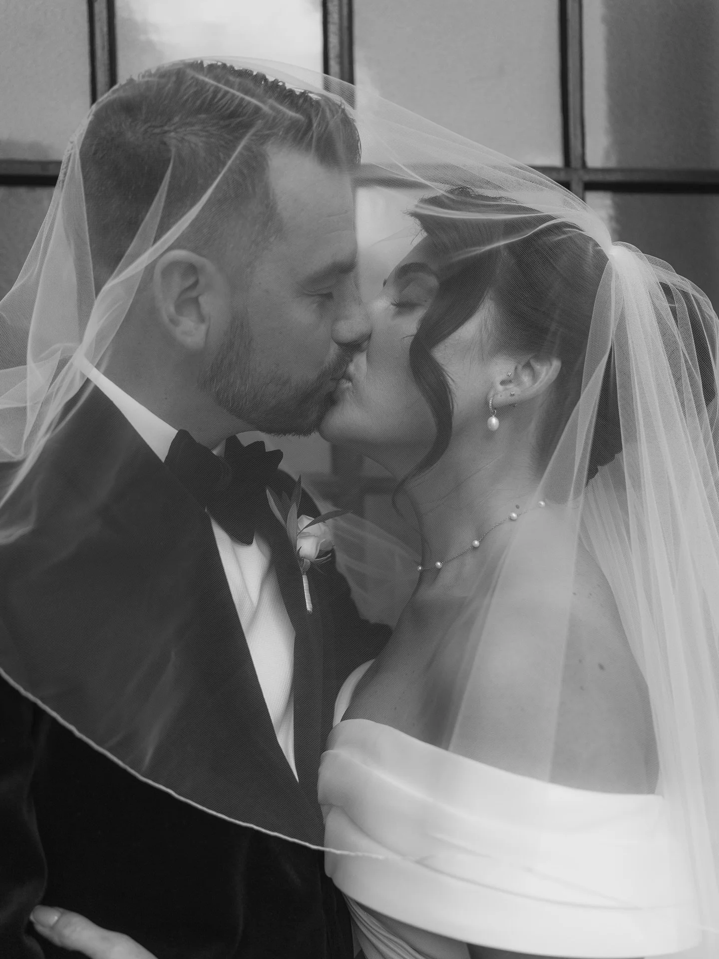 Veil moments with Katrina &amp; Jamie ✨

Marylebone town hall
London wedding
London wedding photographer 
Editorial London wedding photographer