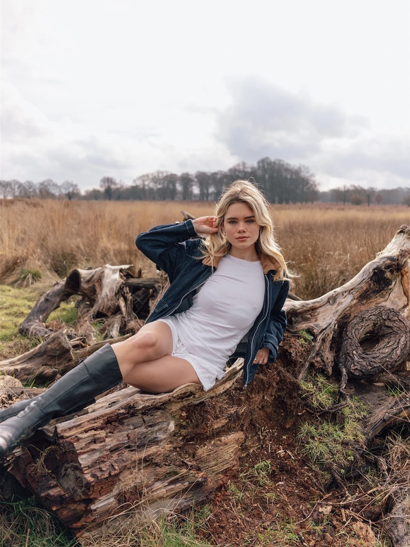 A creative shoot with the beautiful @siennalongmuir 🤍

It&rsquo;s so nice to have time to get creative in this quiet season before the wedding season kicks back off ✨