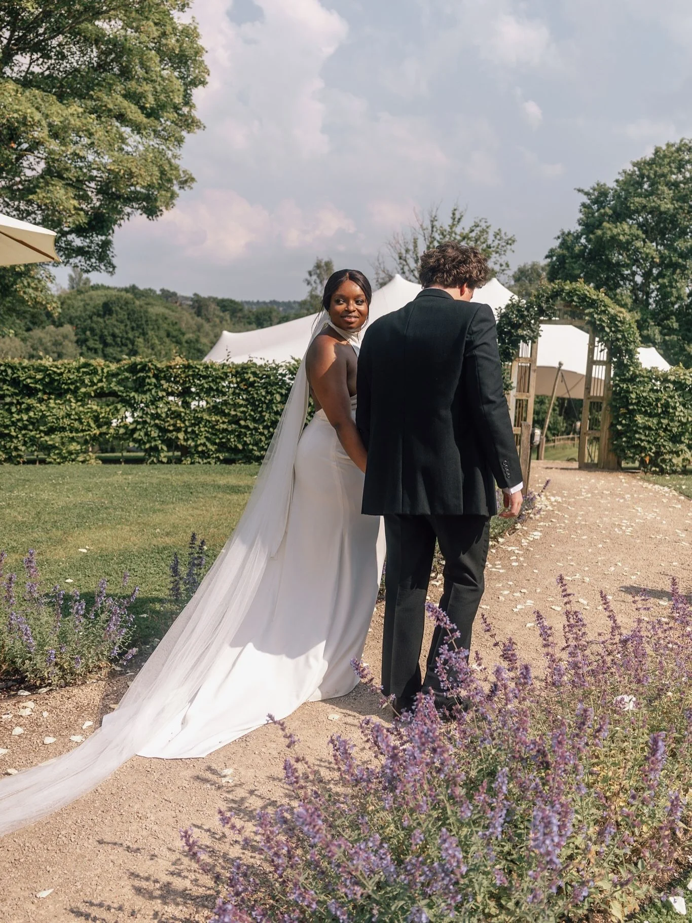 The Beacon is the most stunning backdrop for your wedding, I loved shooting Sonia &amp; Jordan&rsquo;s day 🤍

Venue @thebeacon_tw 
Make up @makeupbyemie 
Content @contentforbrides 
Florist @bloomstreetflorals