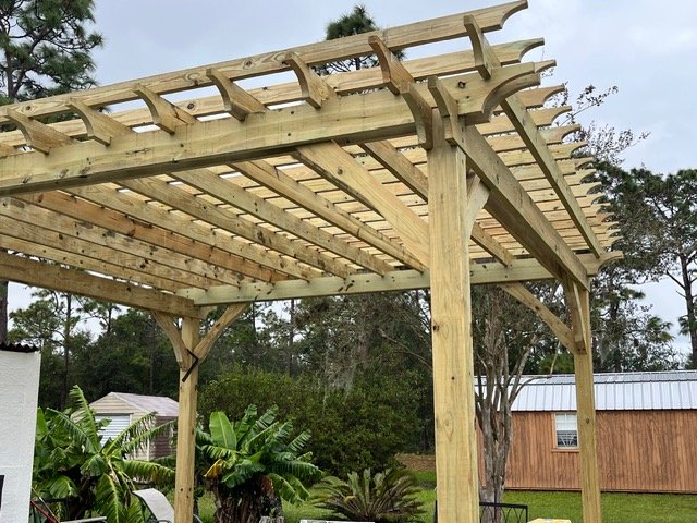 Pergola4.JPG