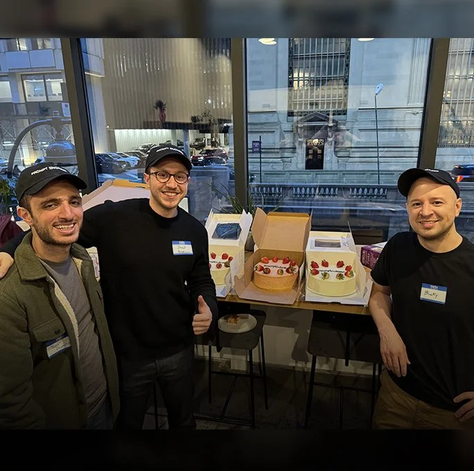 <i>Jared Zoneraich<br>Jonathan Pedoeem</i><b>PromptLayer</b>