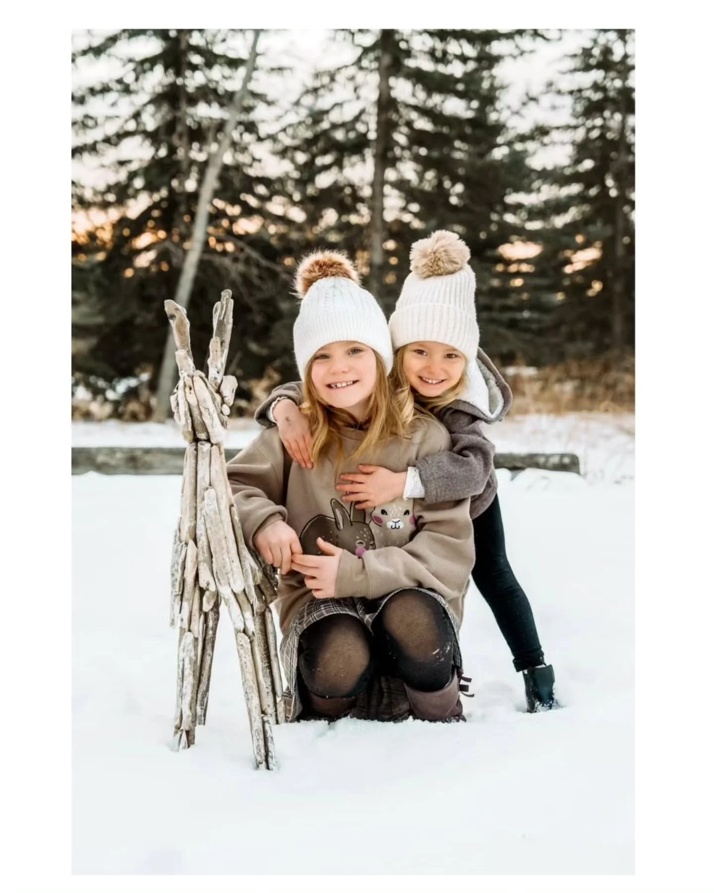 Winter sessions are magical&mdash;soft light, snowy landscapes, and cozy moments. A little preparation will help you stay warm, comfortable, and focused on enjoying the experience while we create timeless images. 

I want to share with you few tips t