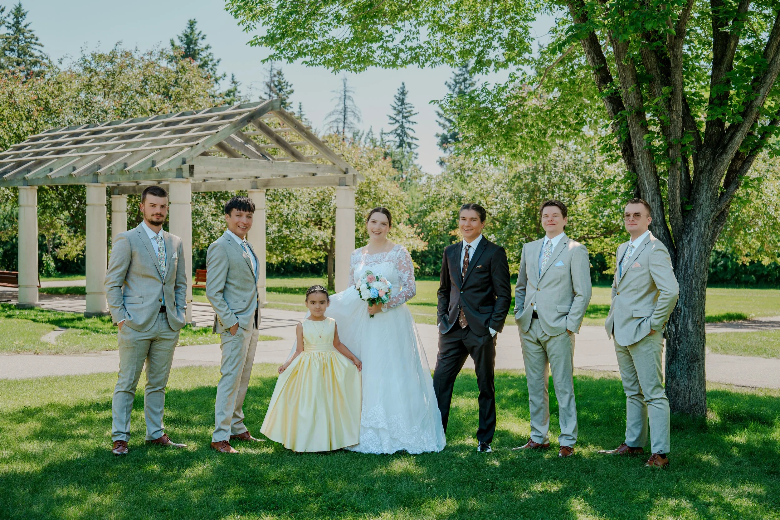 wedding party photo (8).jpg