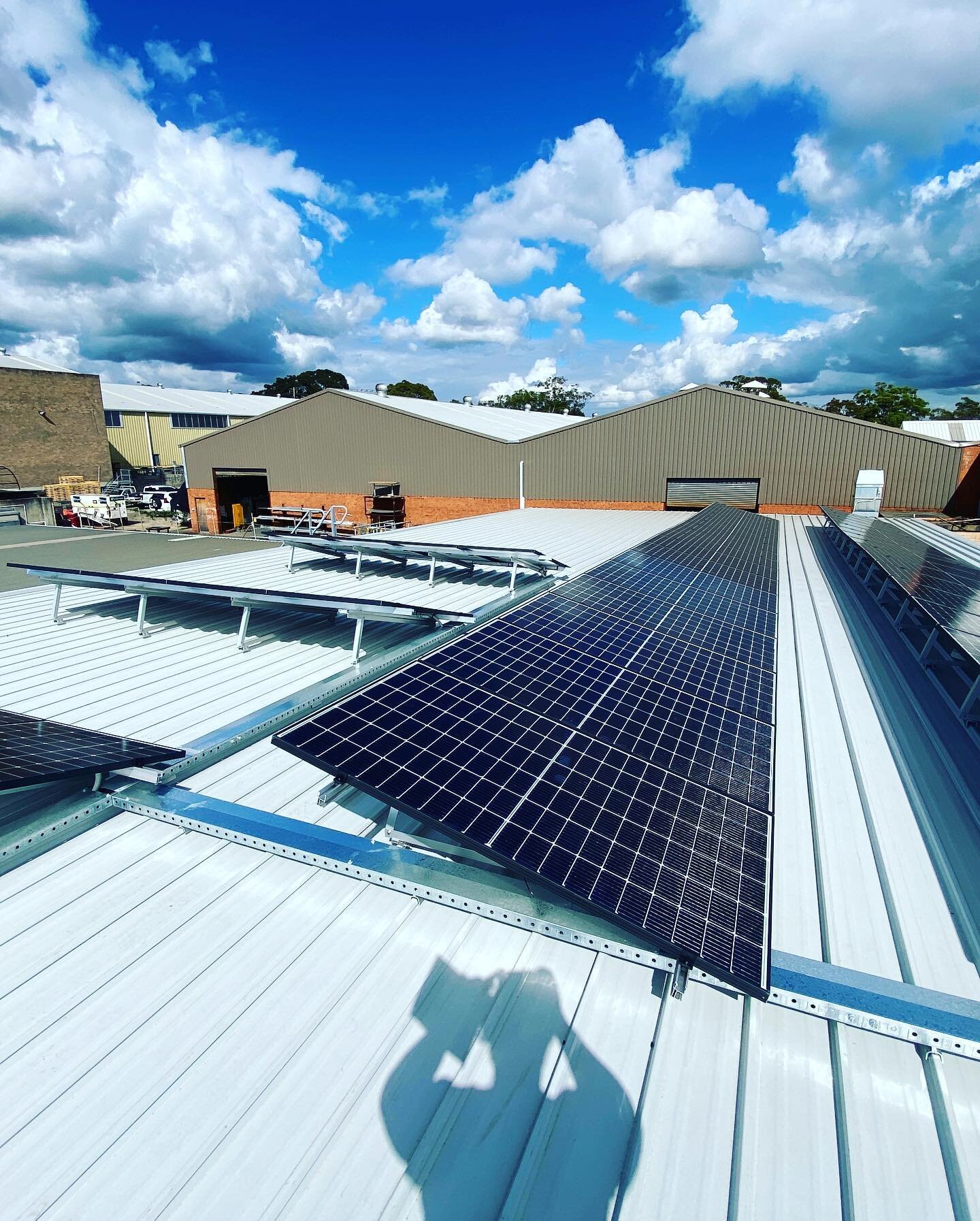 30kw of fun! Amazing job by the team!
#froniusaustralia #clenergy #suntechsolar  #caringbahbaptistchurch