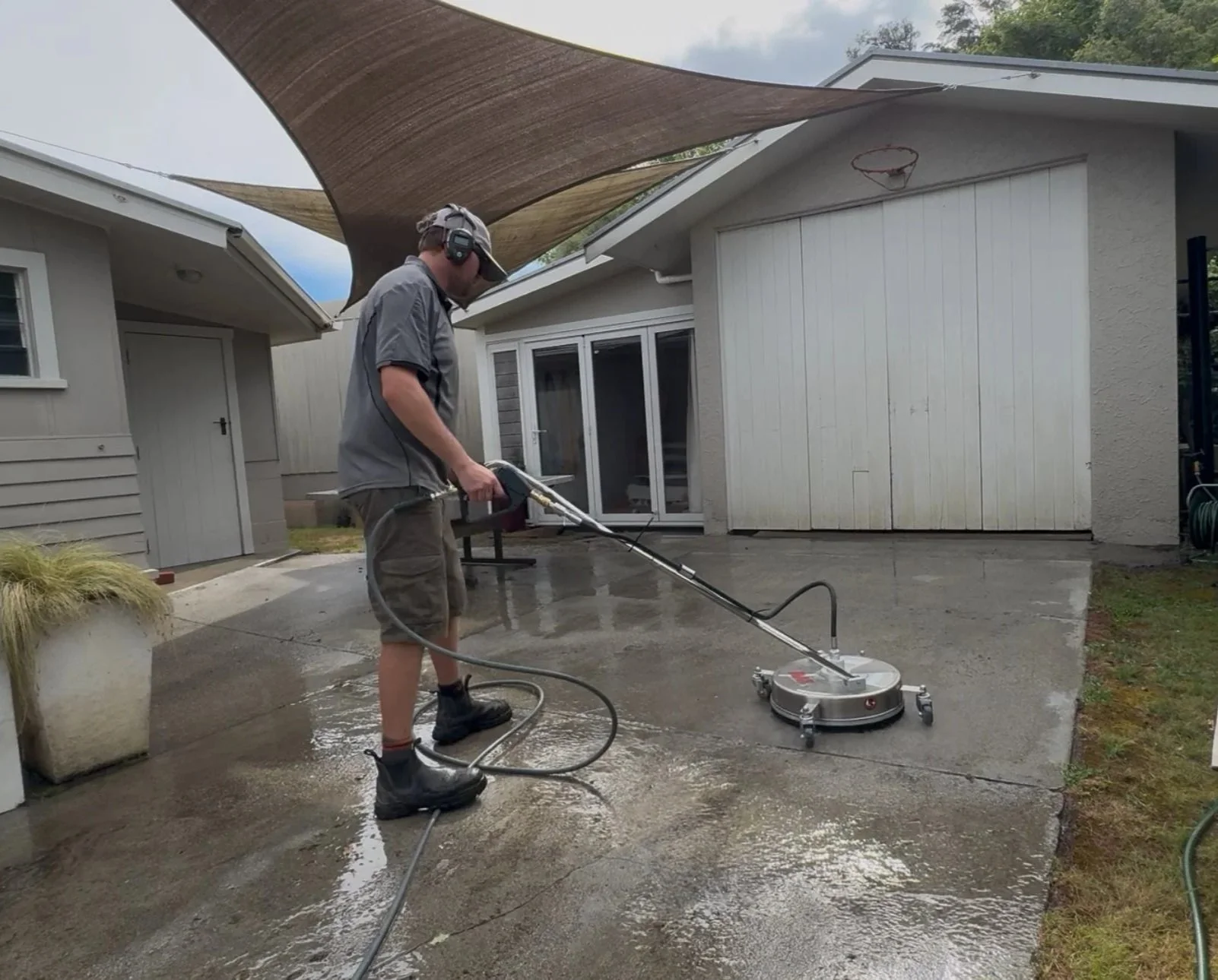 All Incredible Exterior Cleaning