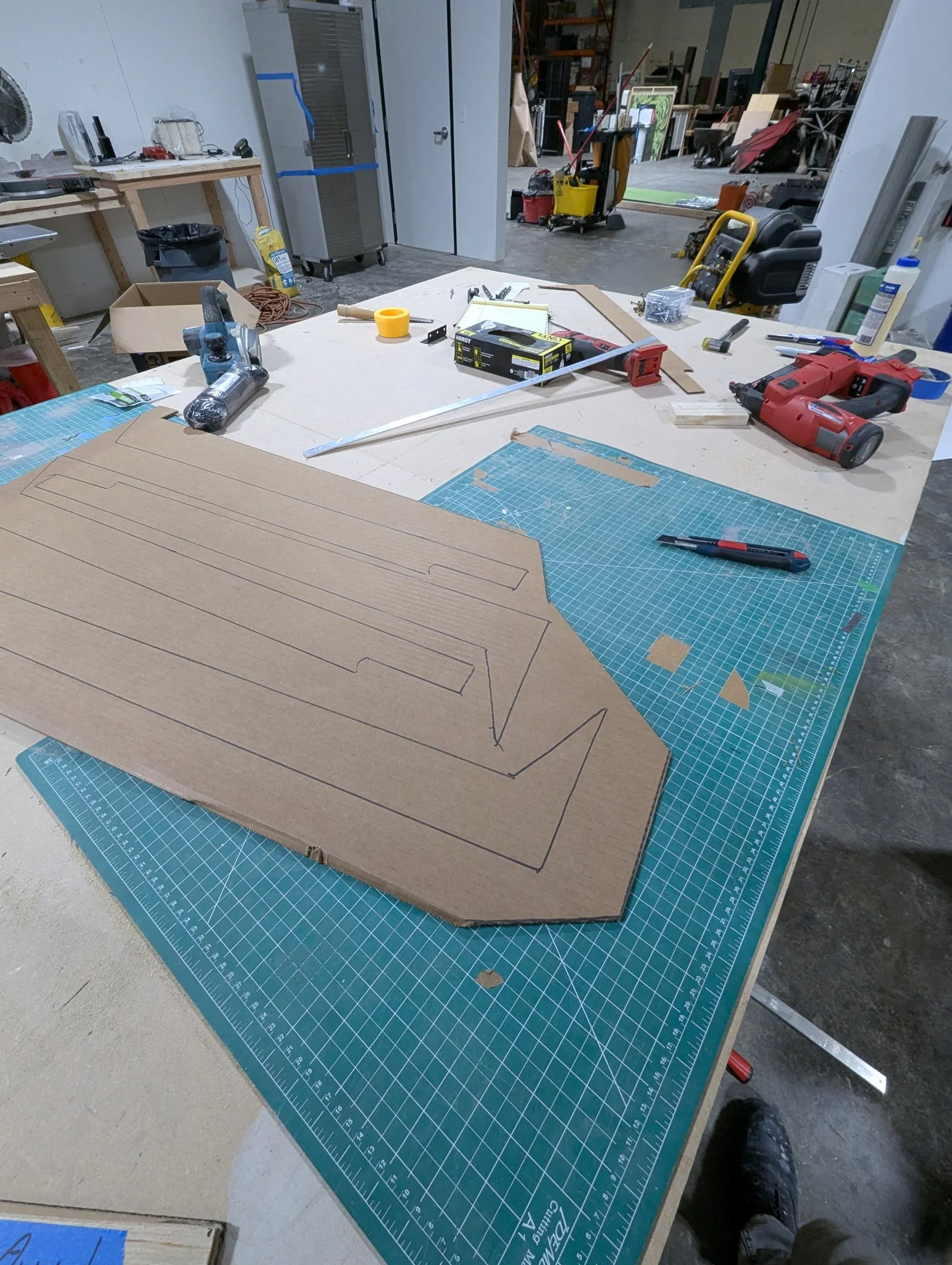 Precise fabricating with any material! 