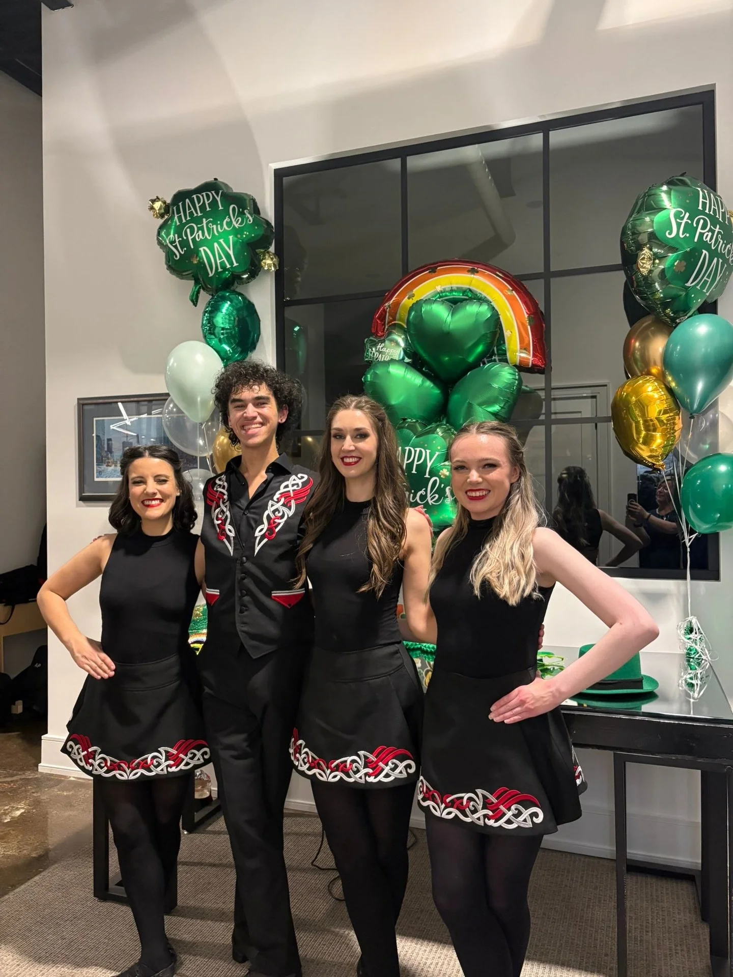 Happy late St. Patrick&rsquo;s Day 🤍
Thanks to @flynngroupofcompaniesofficial for inviting us to celebrate! ☘️